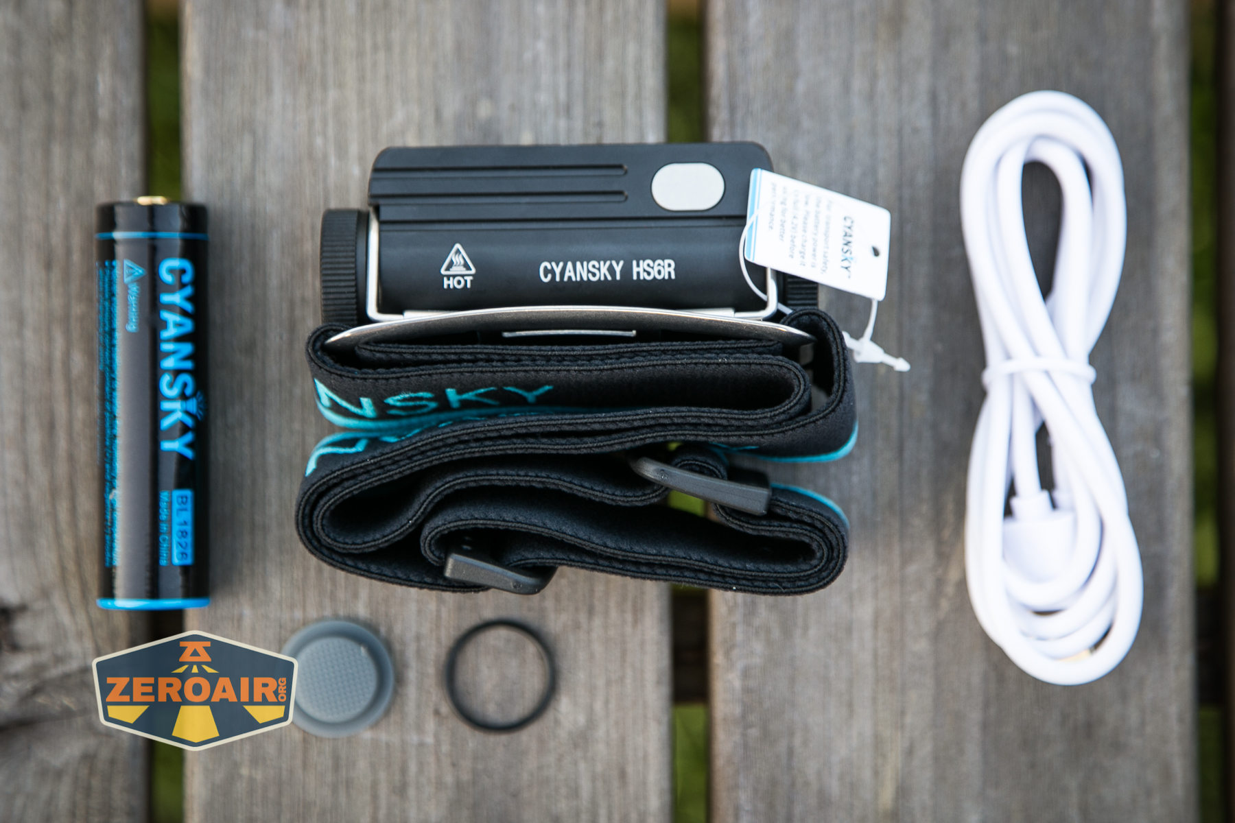 Cyansky HS6R Headlamp what's included