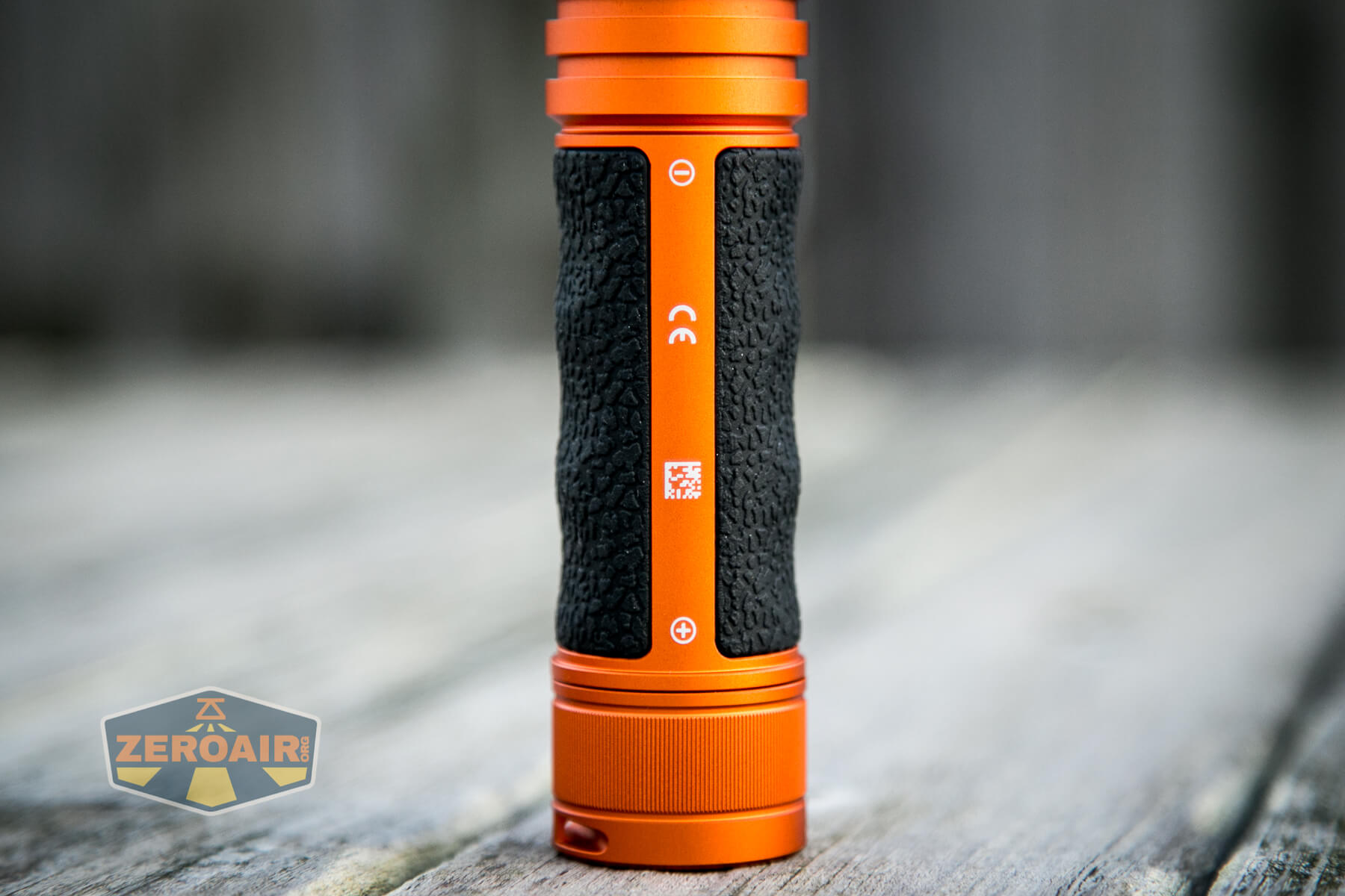Olight Seeker 3 Pro grip area