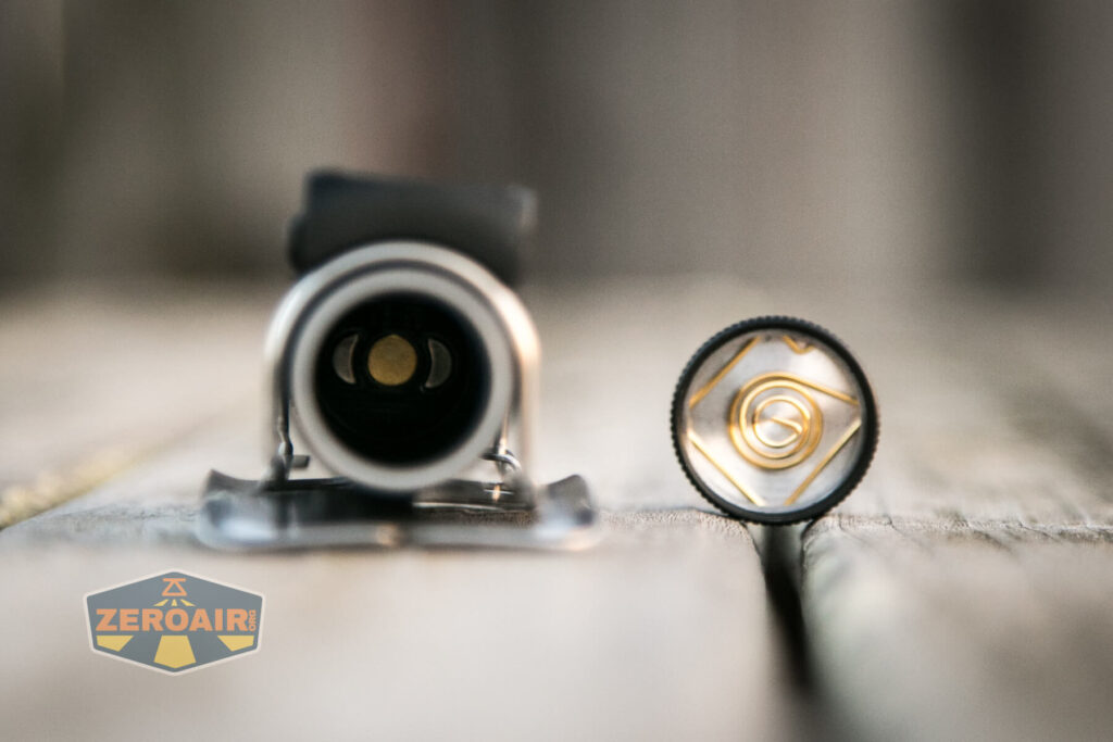 Cyansky HS6R Headlamp tailcap removed