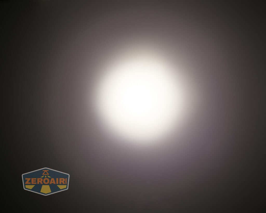 Cyans7ky HS6R headlamp beamshots ceiling