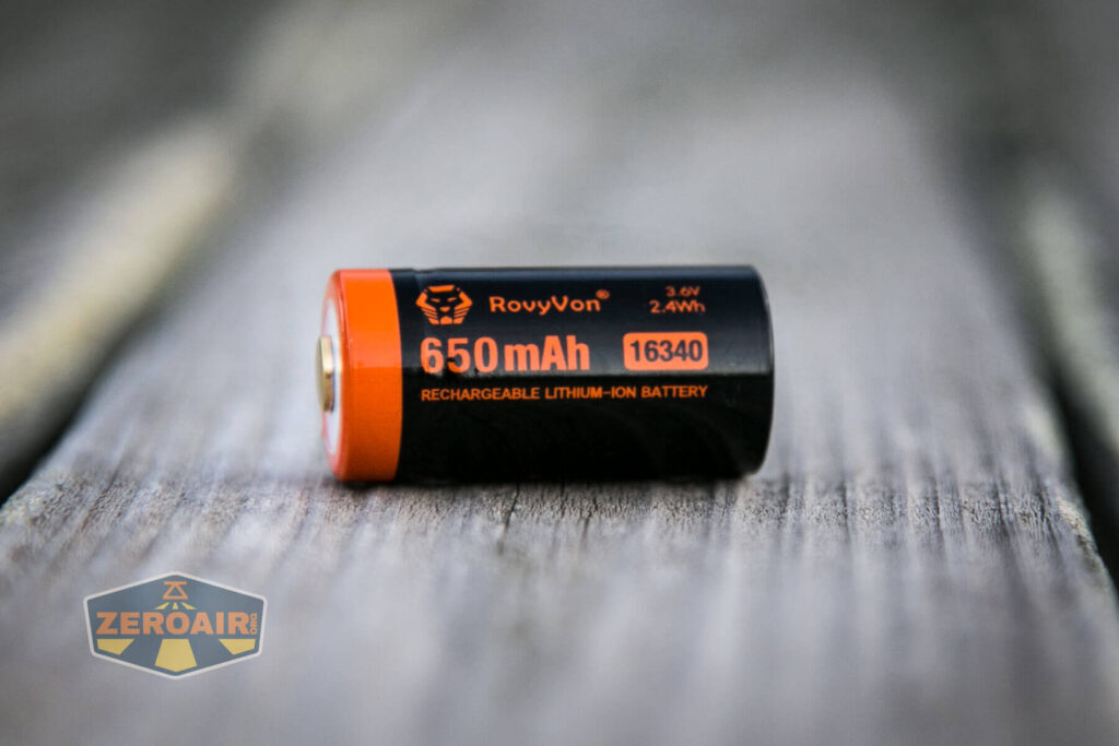 RovyVon S3 flashlight with included 16340