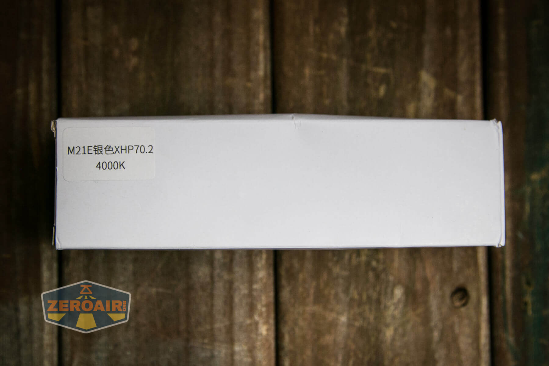 Convoy M21E Flashlight box