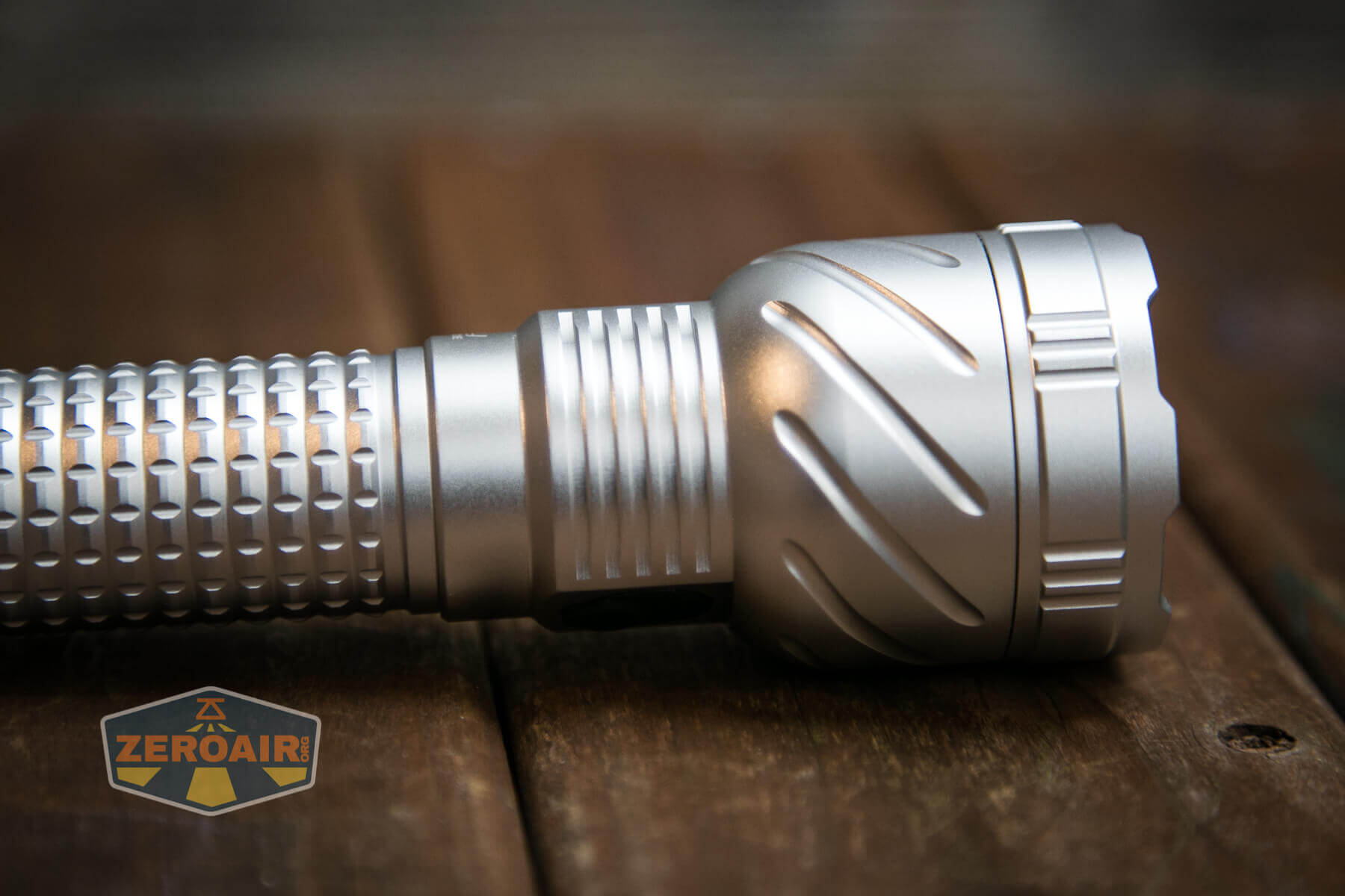 Convoy M21E Flashlight cooling fins