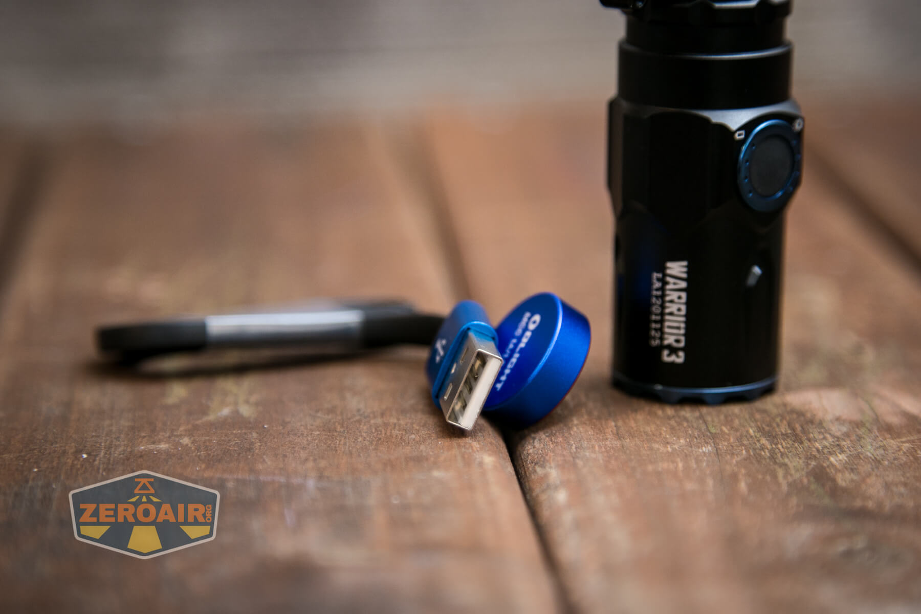 Olight Warrior 3 flashlight charge cable