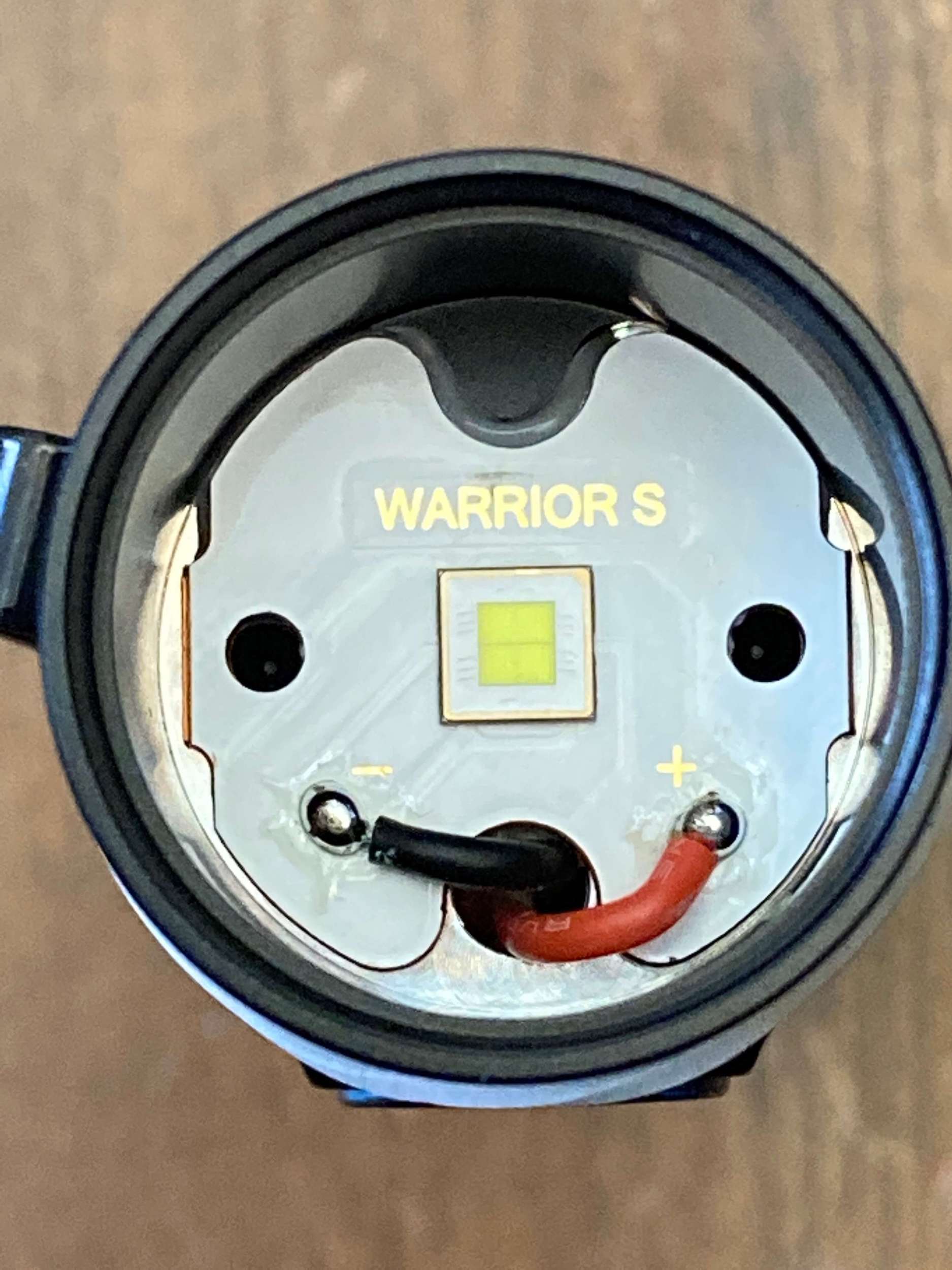 Olight Warrior 3