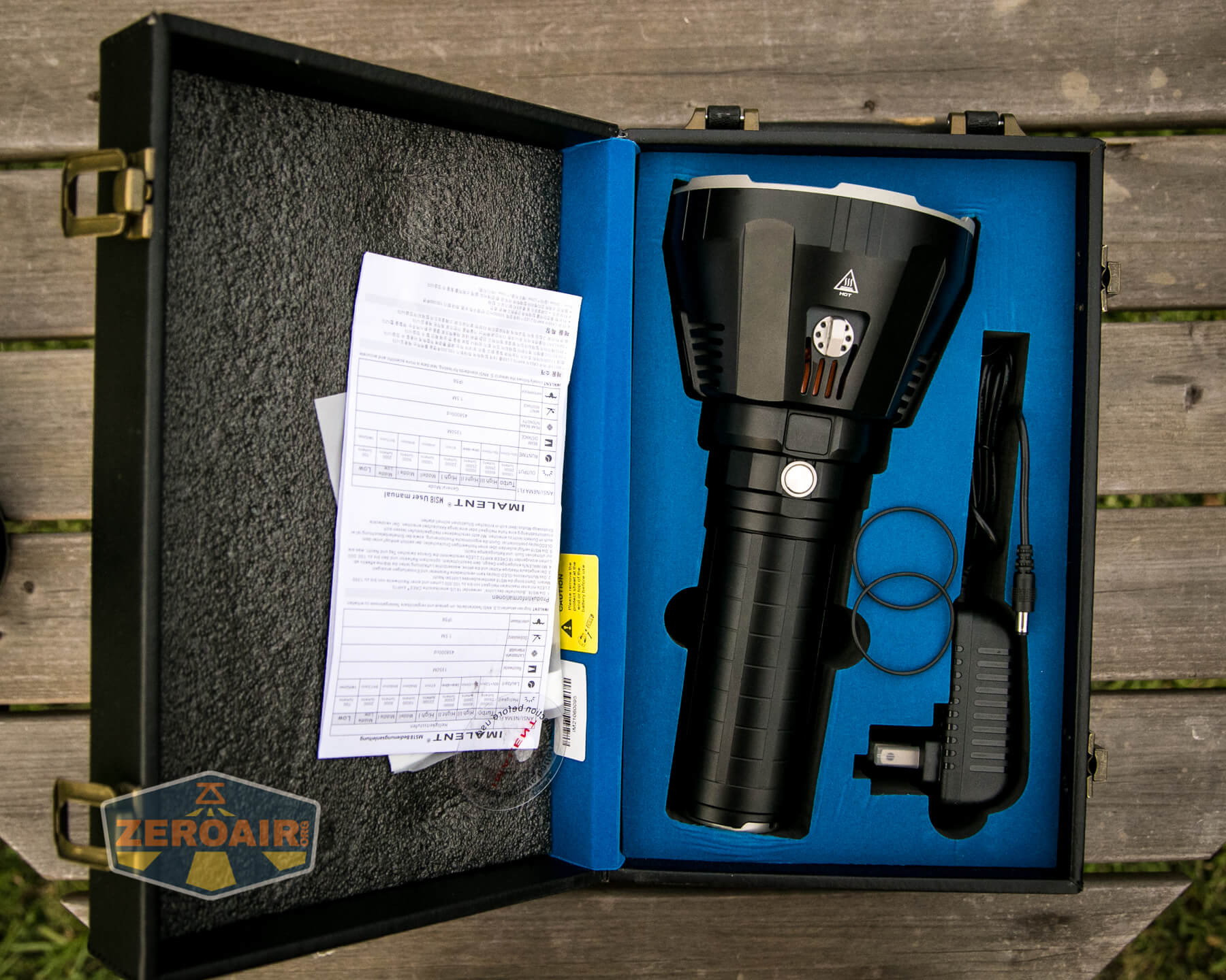 Imalent MS18W Flashlight box