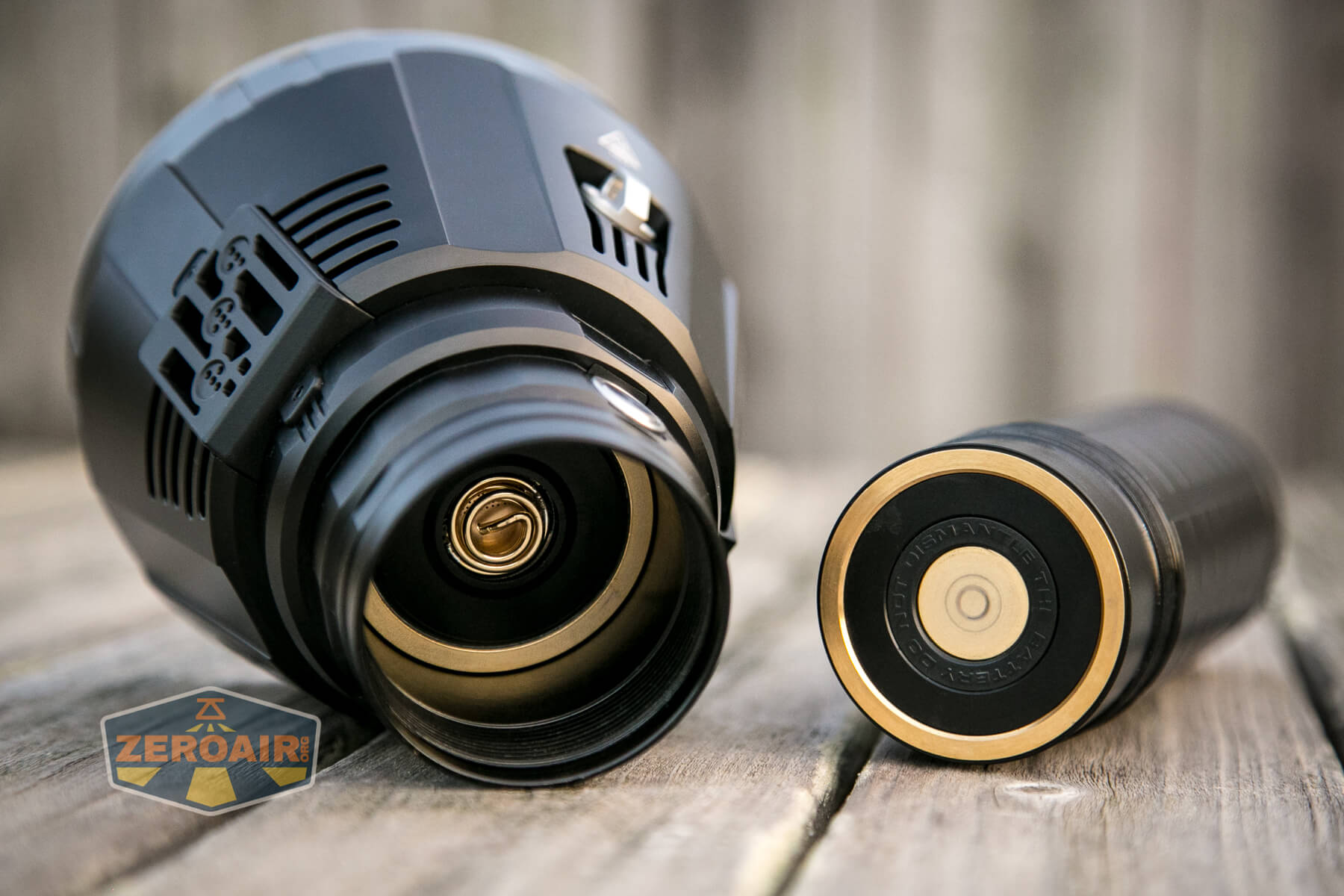 Imalent MS18W Flashlight contact points