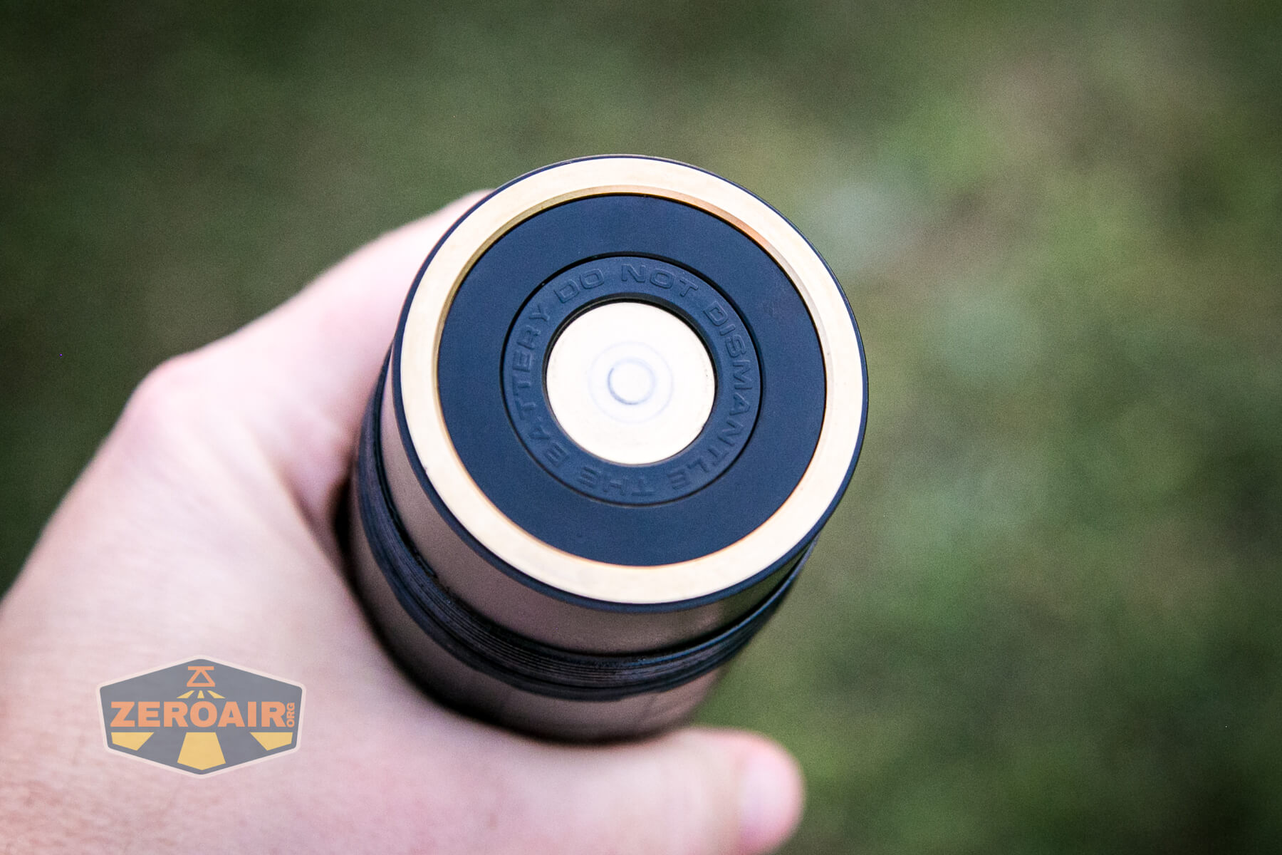 Imalent MS18W Flashlight battery pack contacts