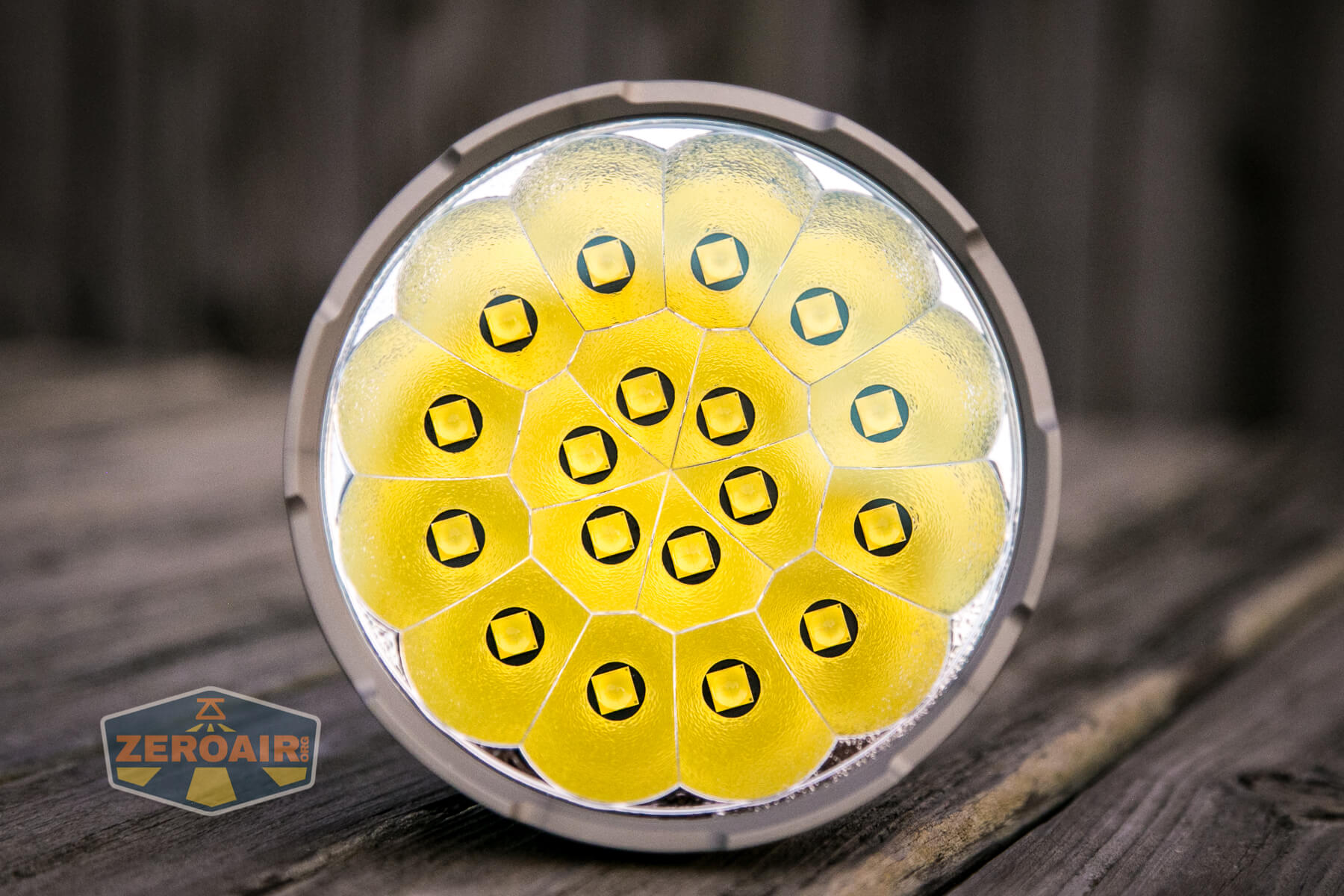 Imalent MS18W Flashlight emitters