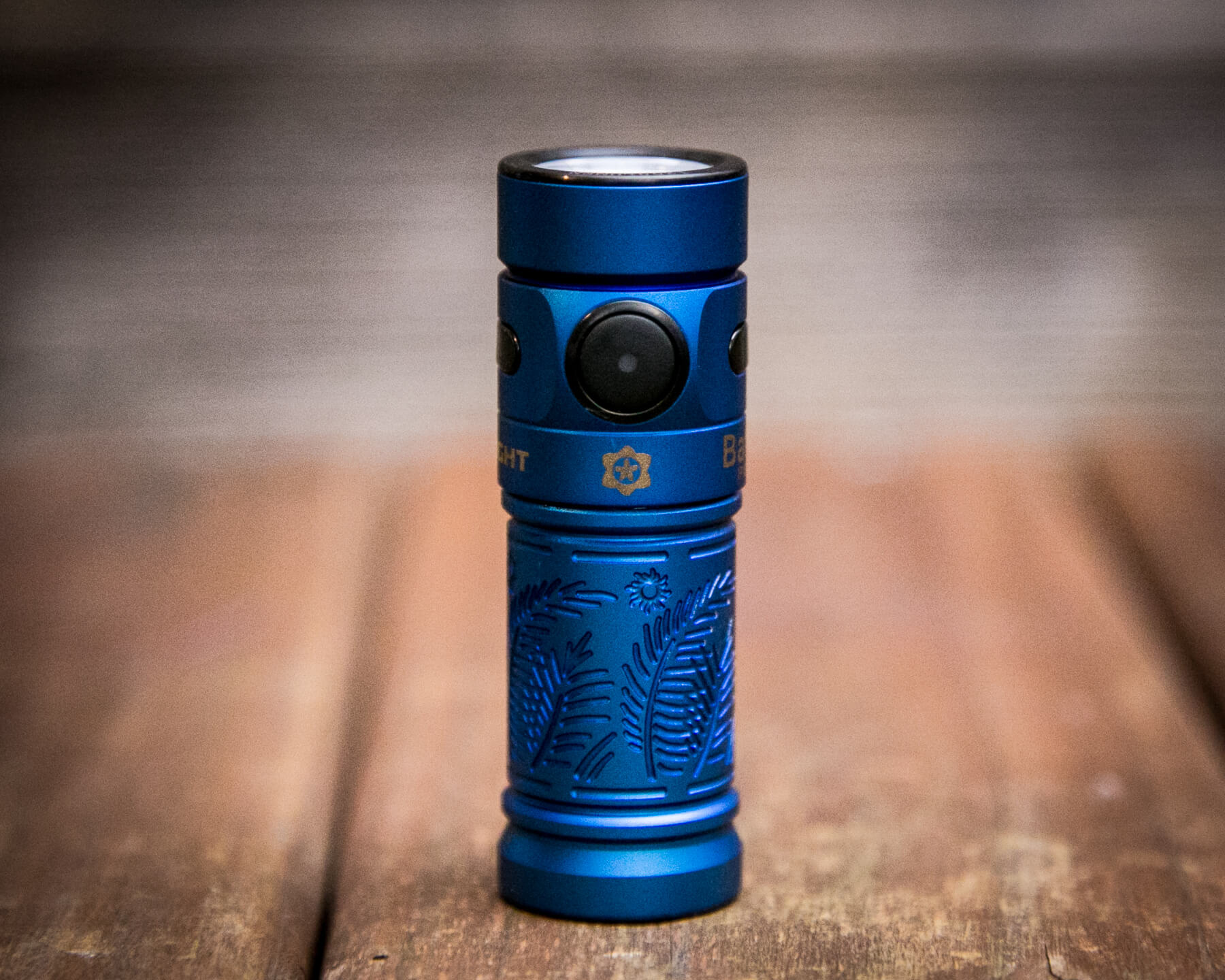 Olight Baton 3 Summer Limited Edition Flashlight Review - ZeroAir