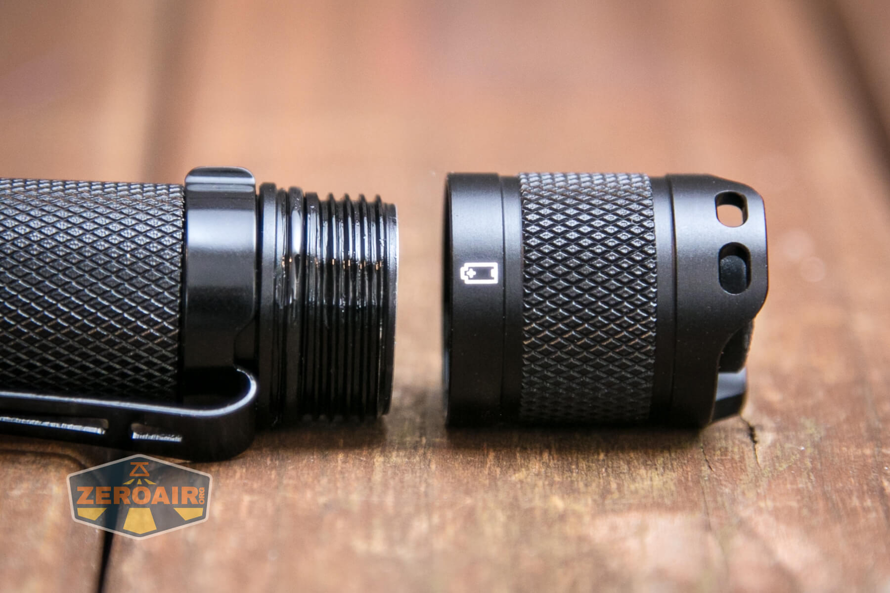 Sofirn SC31T Tactical Flashlight threads