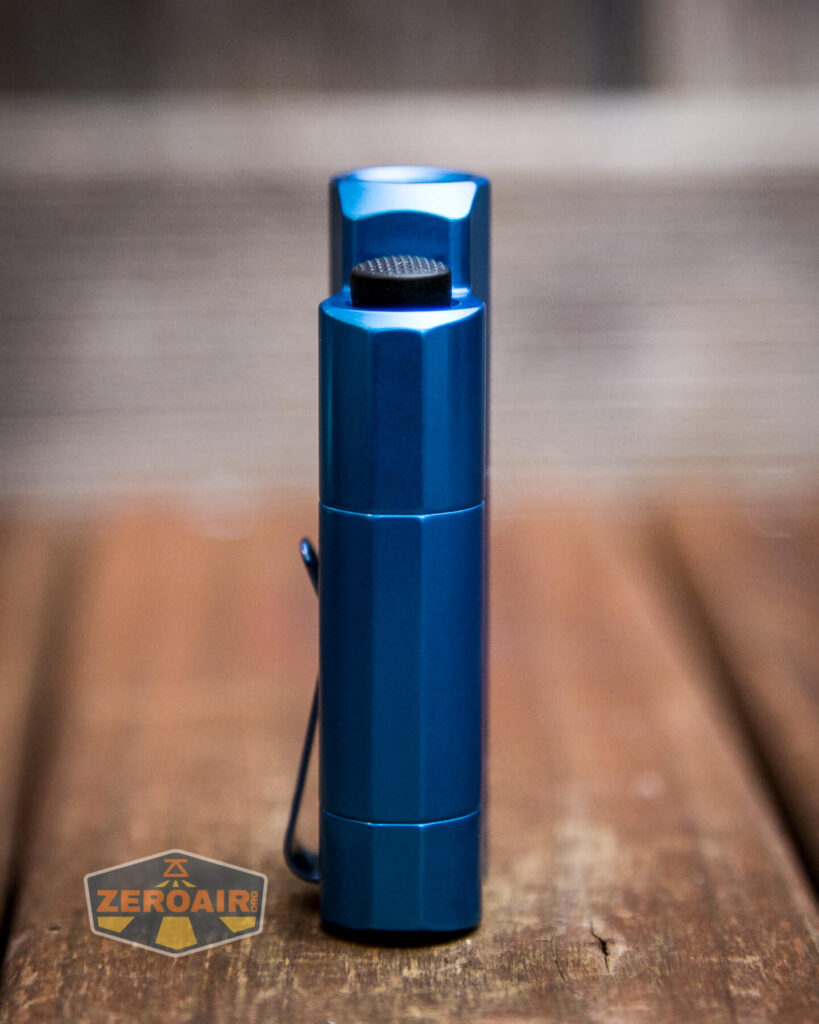 feature photo showing all sides while tailstanding