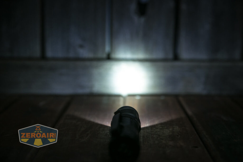 Wuben C2 Flashlight emitter on