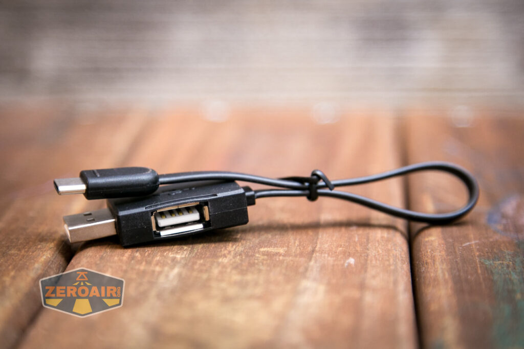 Wuben D1 Flashlight usb-c charge cable