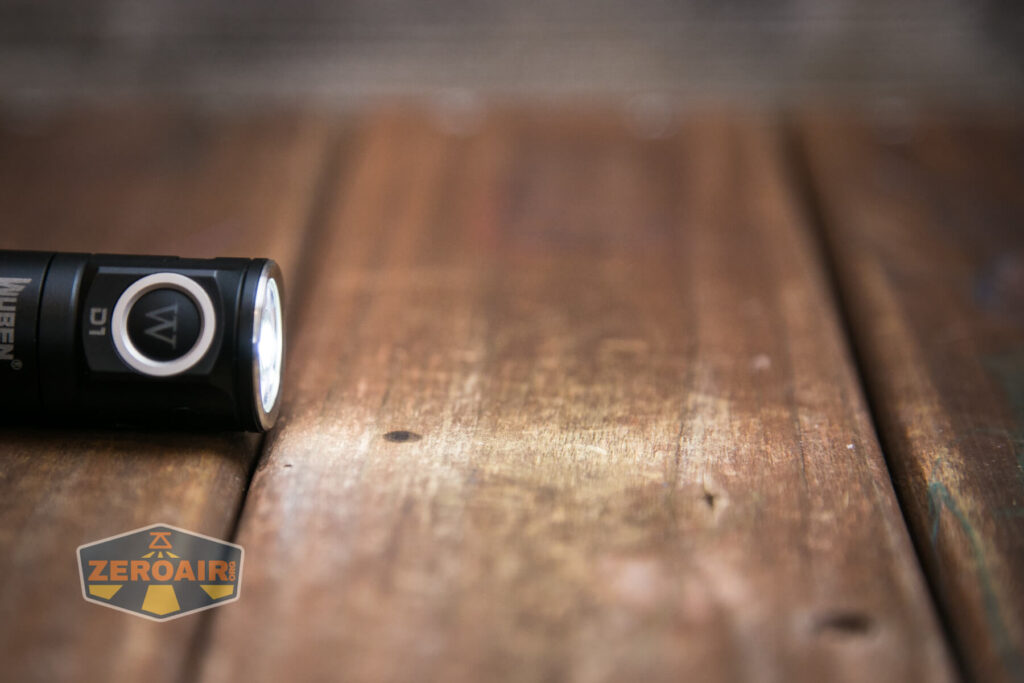 Wuben D1 Flashlight emitter on