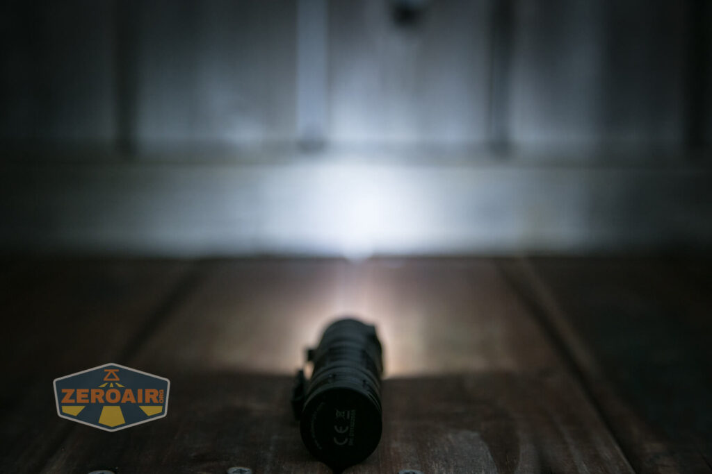 Wuben D1 Flashlight emitter on