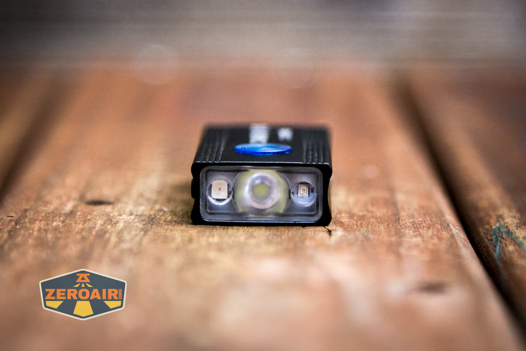 Cyansky M1R keychain flashlight emitters