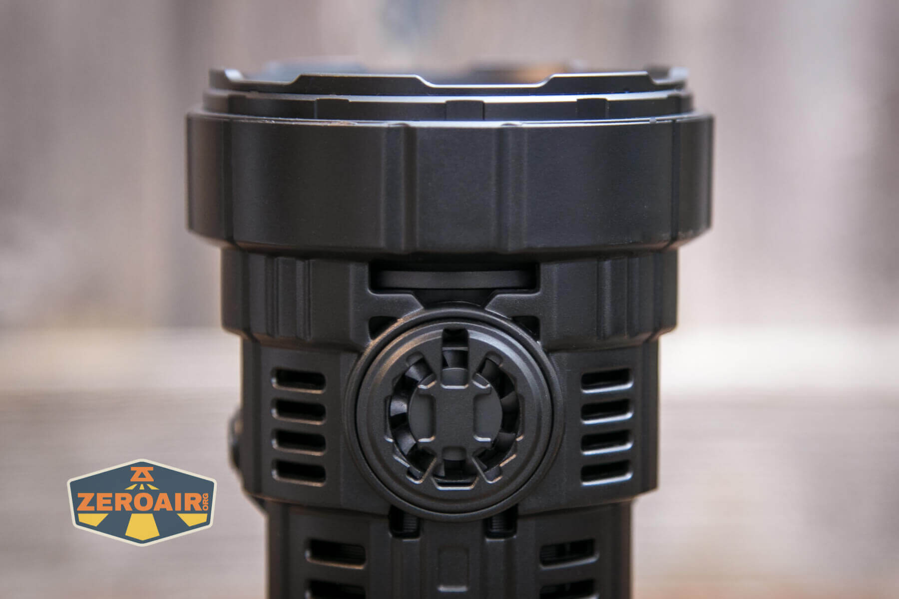 Imalent RS50 flashlight heat shield fan