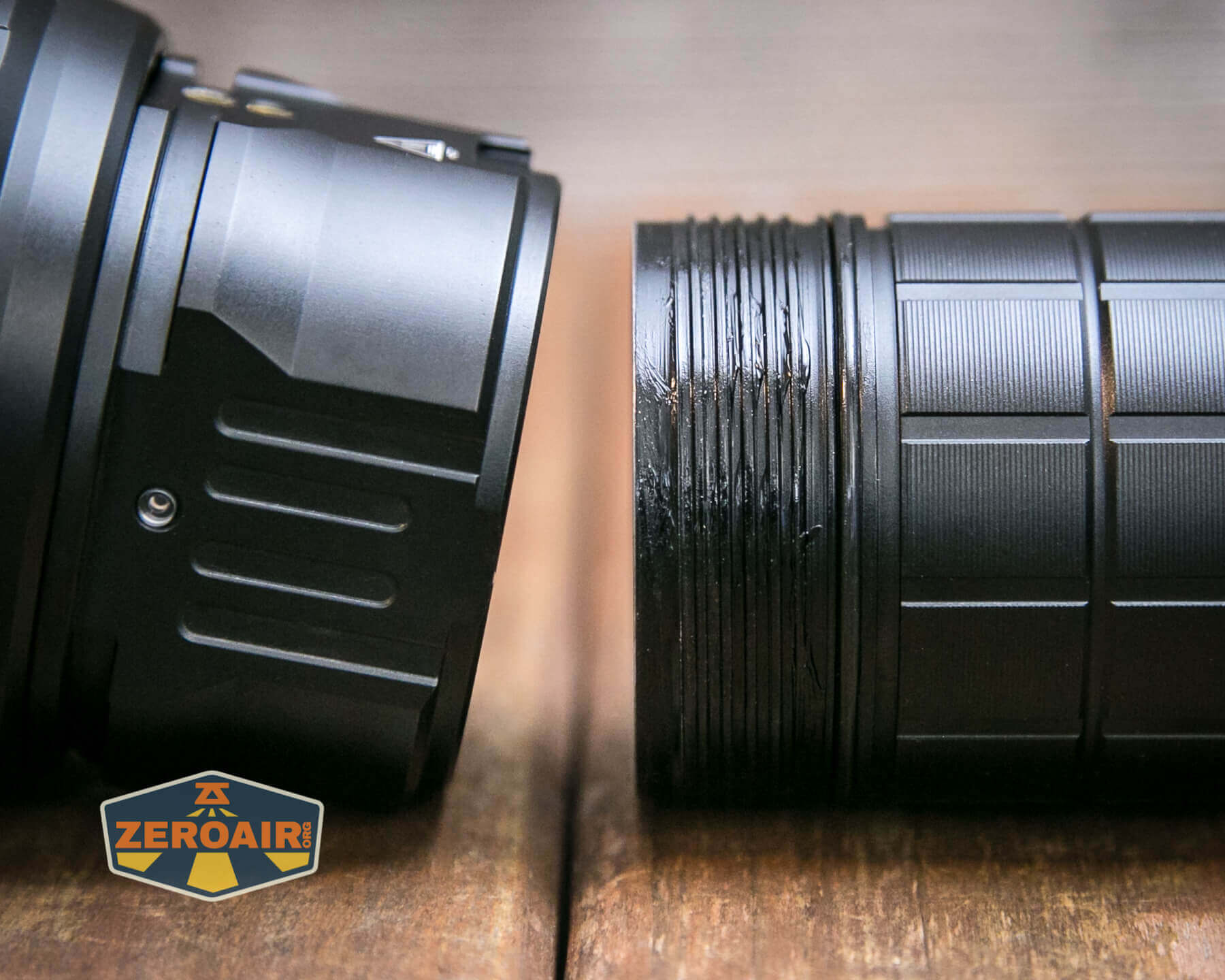 Imalent RS50 flashlight threads