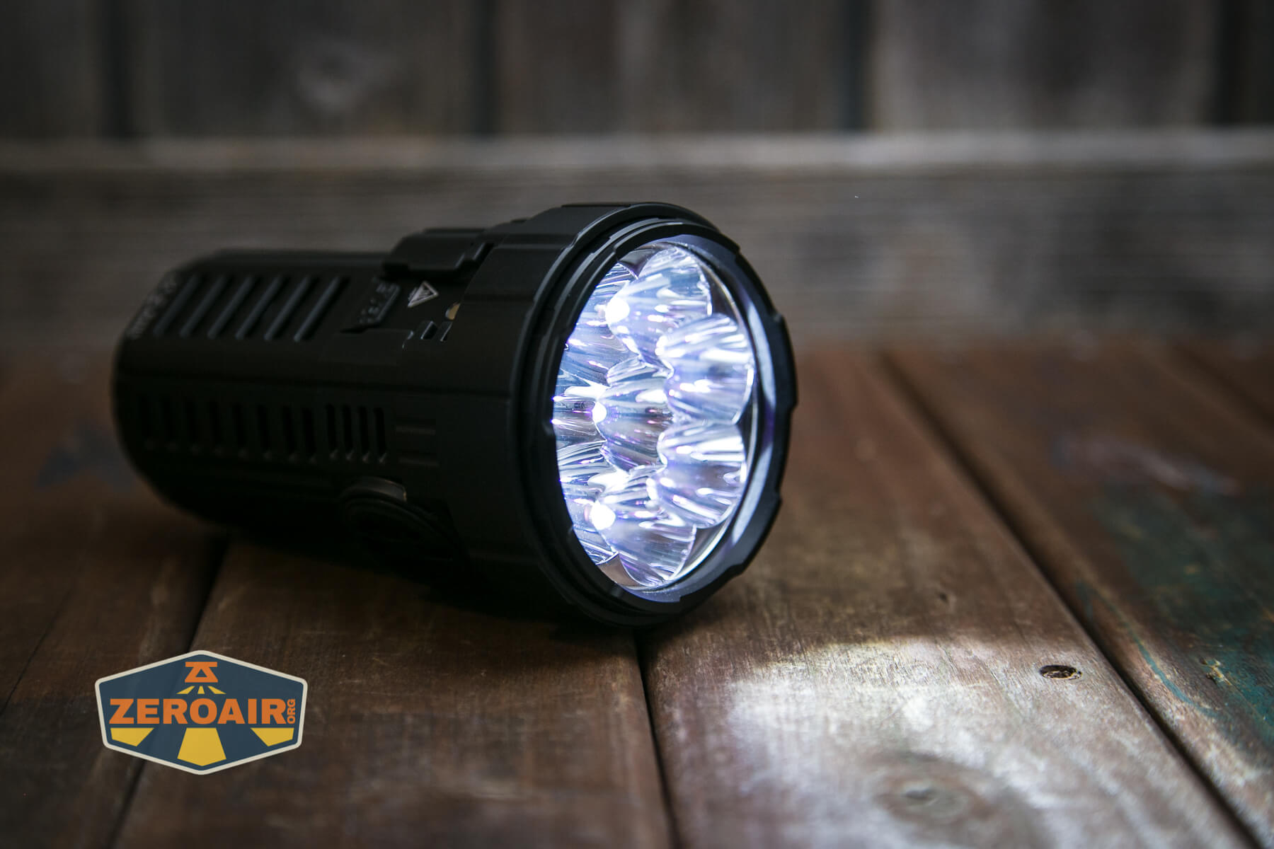 Imalent RS50 flashlight emitters on