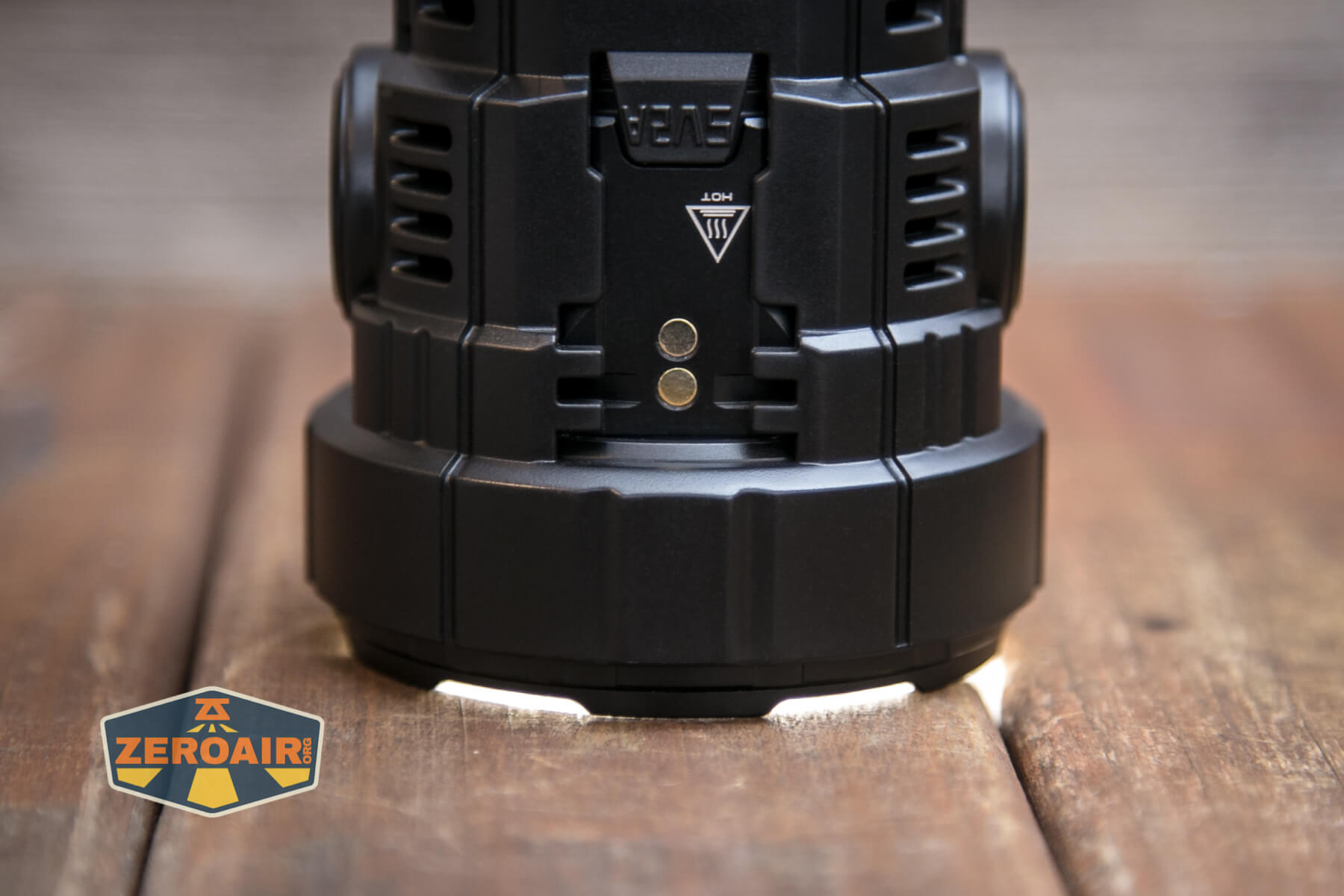 Imalent RS50 flashlight emitters on