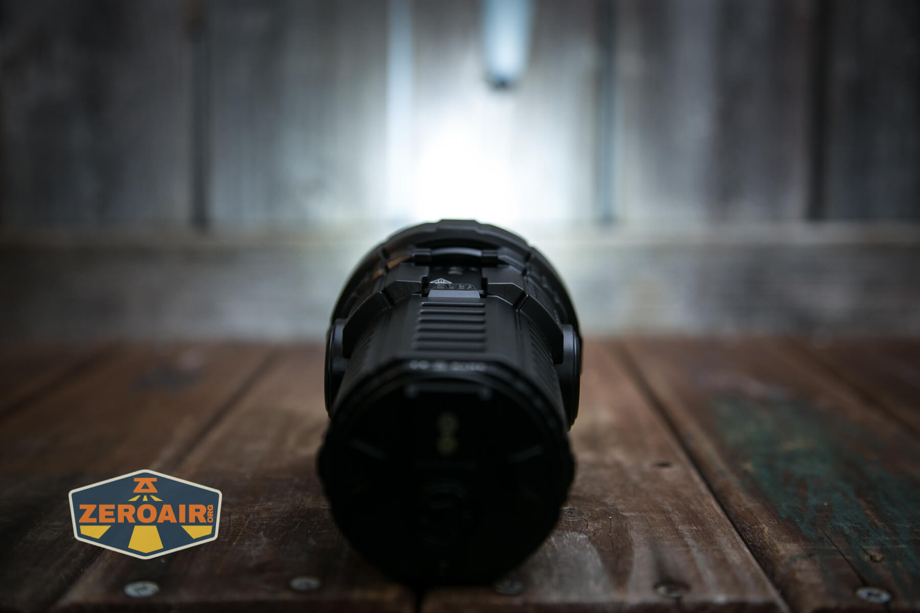 Imalent RS50 flashlight emitters on