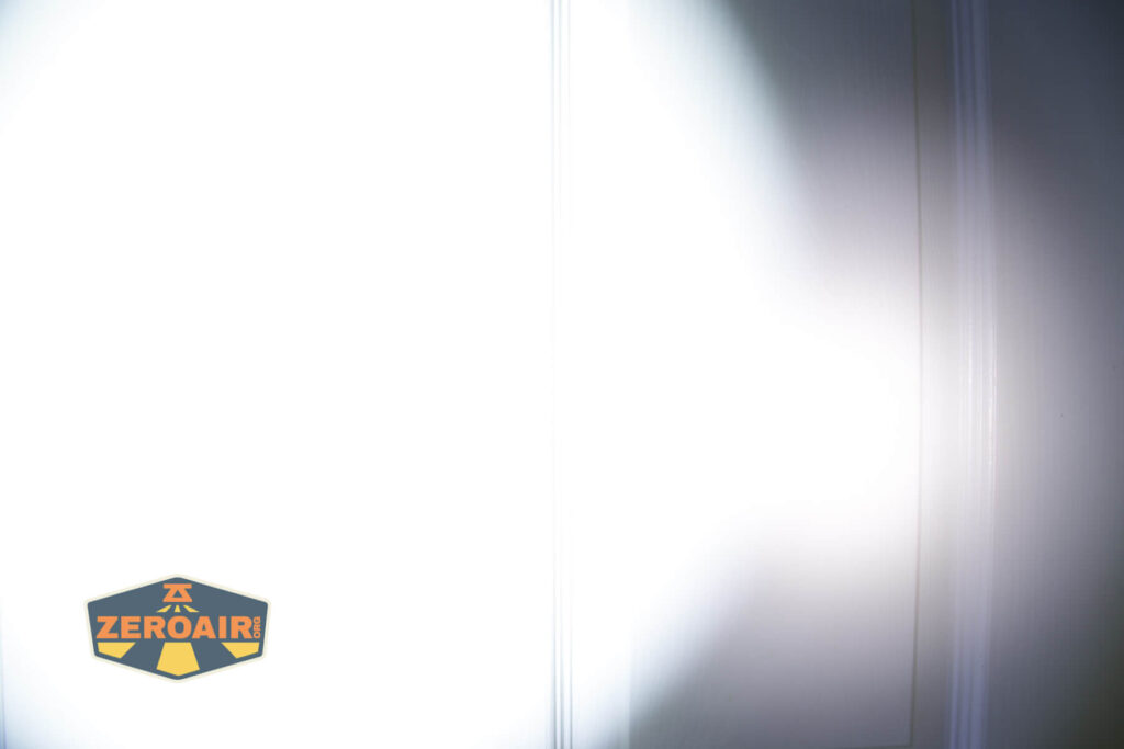 beamshots on door compared to nichia 219b