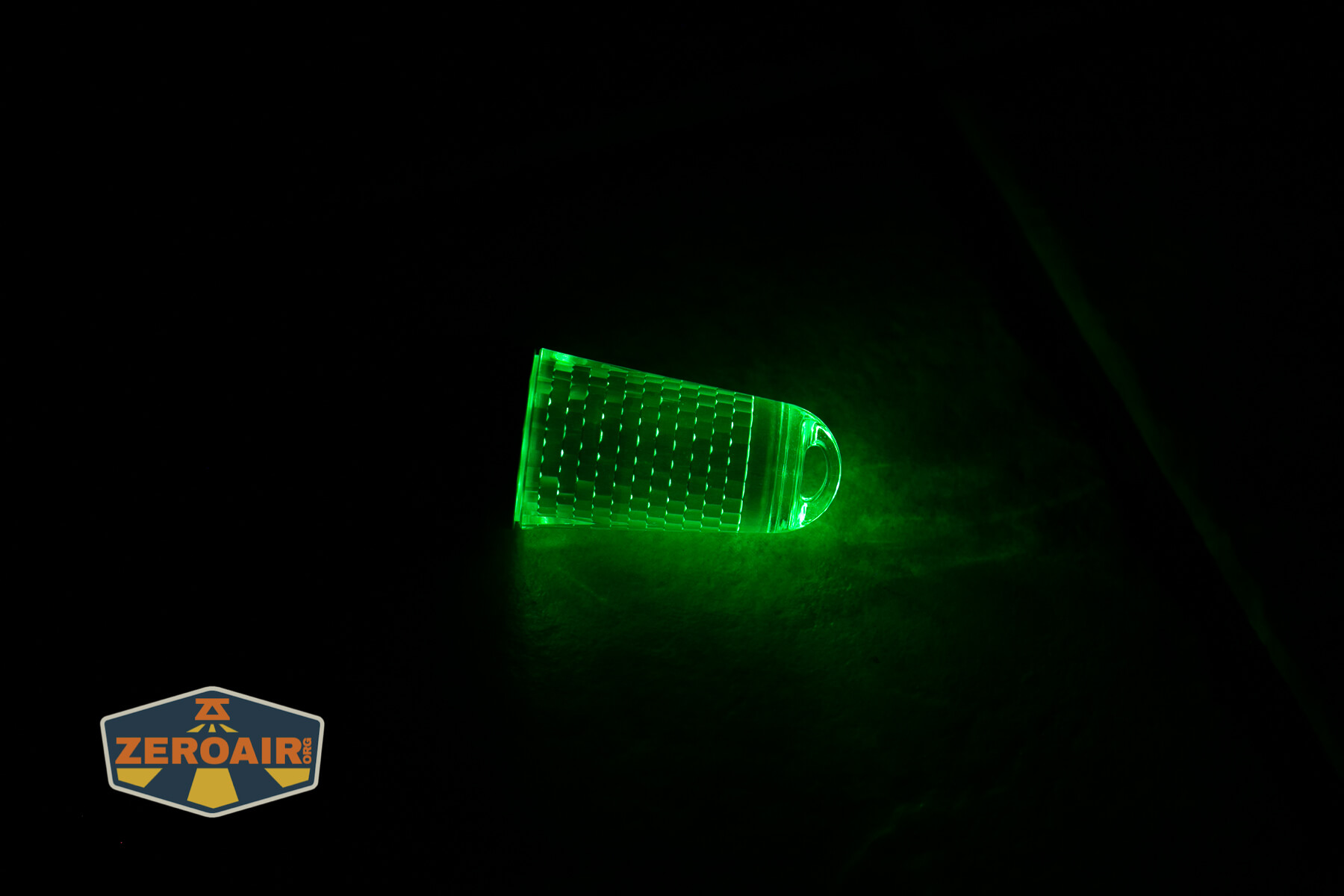 Brinyte A01 Apollo Flashlight color emitter on