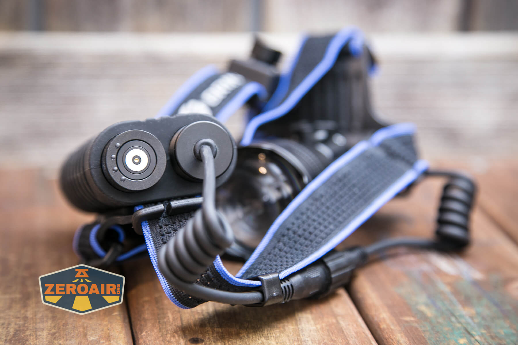 Brinyte HL28 Artemis headlamp cell holder cables