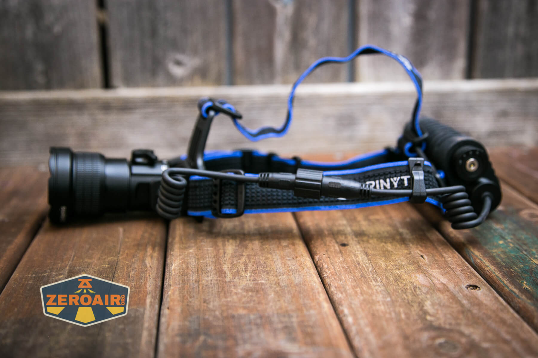 Brinyte HL28 Artemis headlamp barrel connector closed
