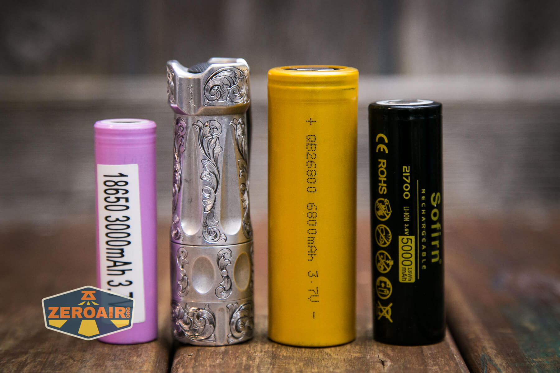 Convoy L8 flashlight included 26800 cell