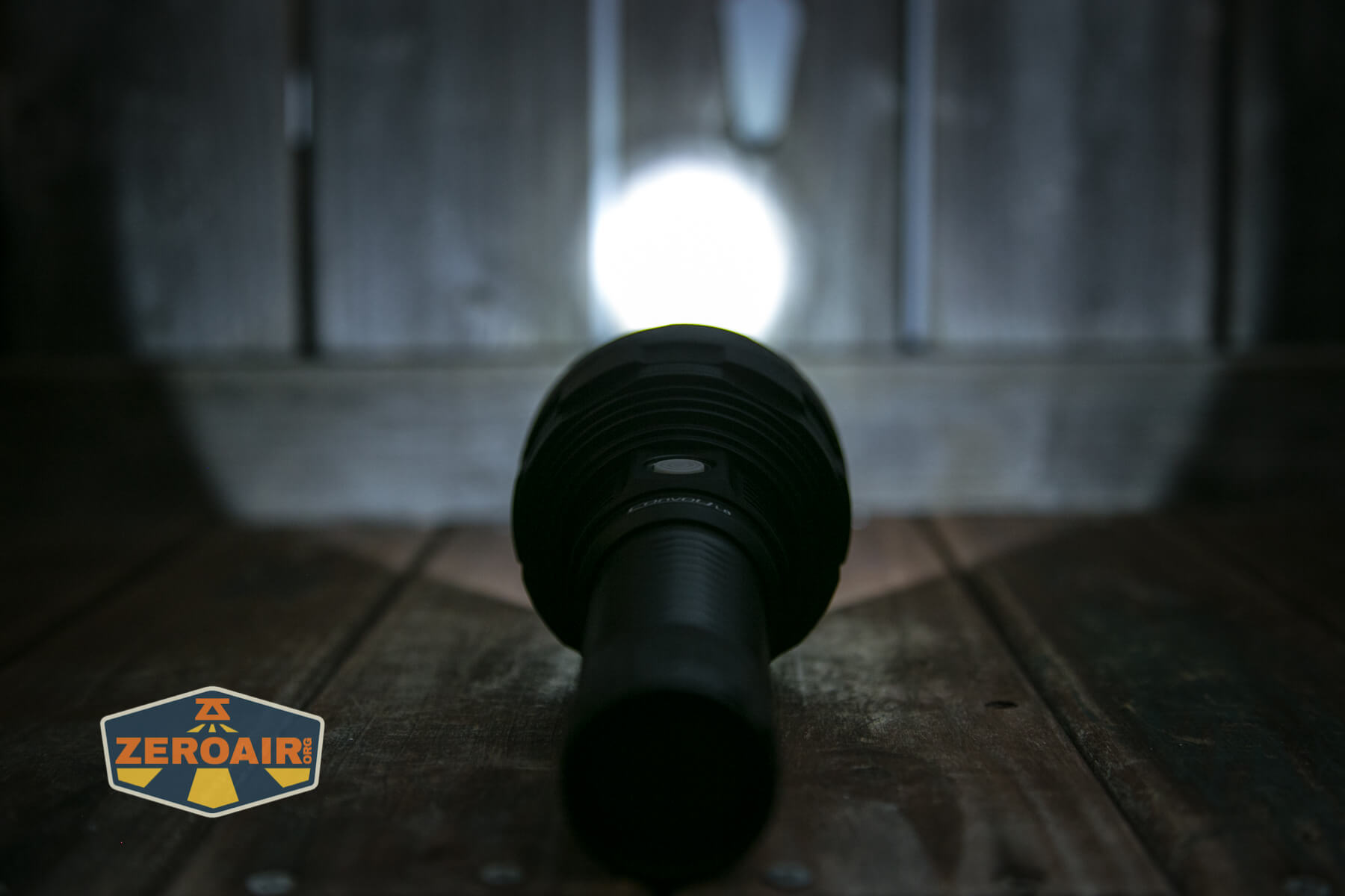 Convoy L8 flashlight beamshot