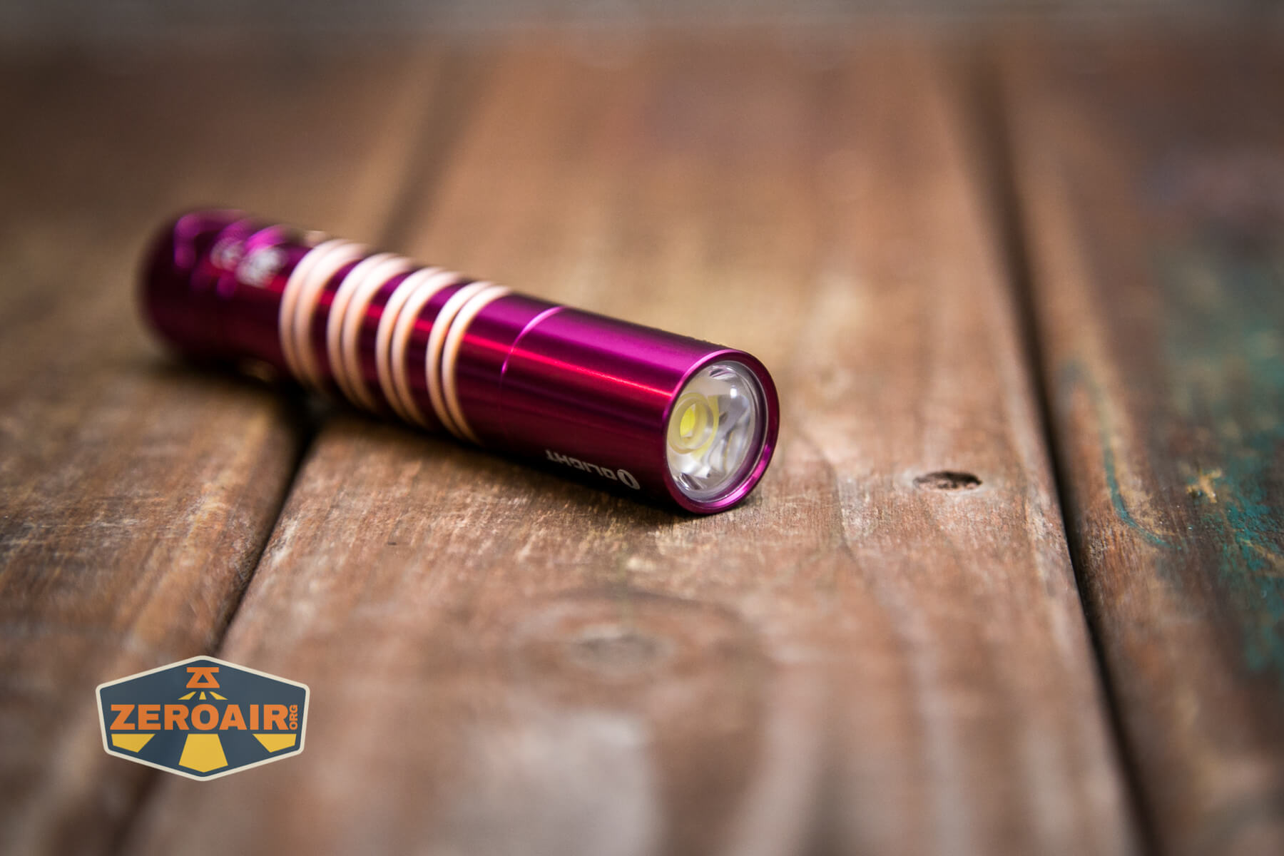 Olight I5R Eos Plum