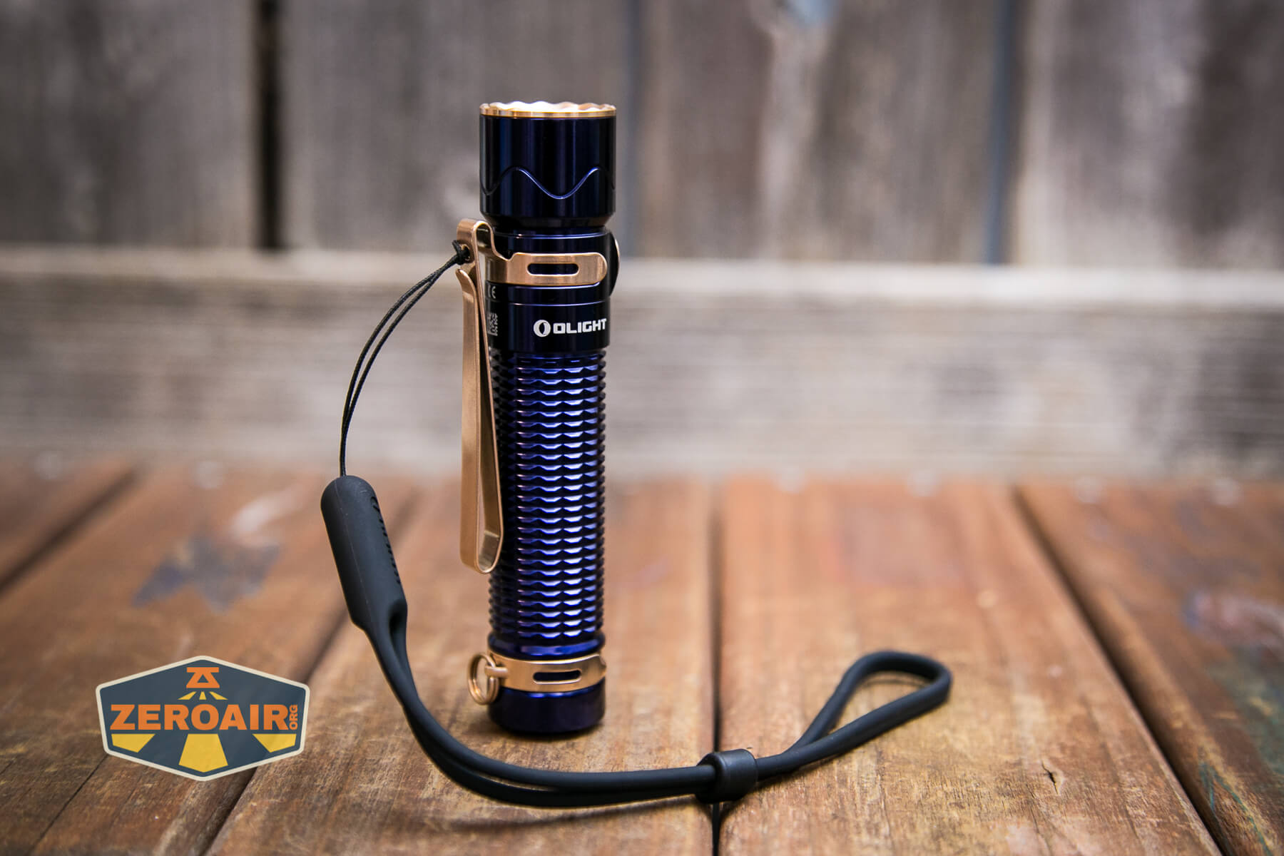 Olight Warrior Mini 2 Regal Blue lanyard