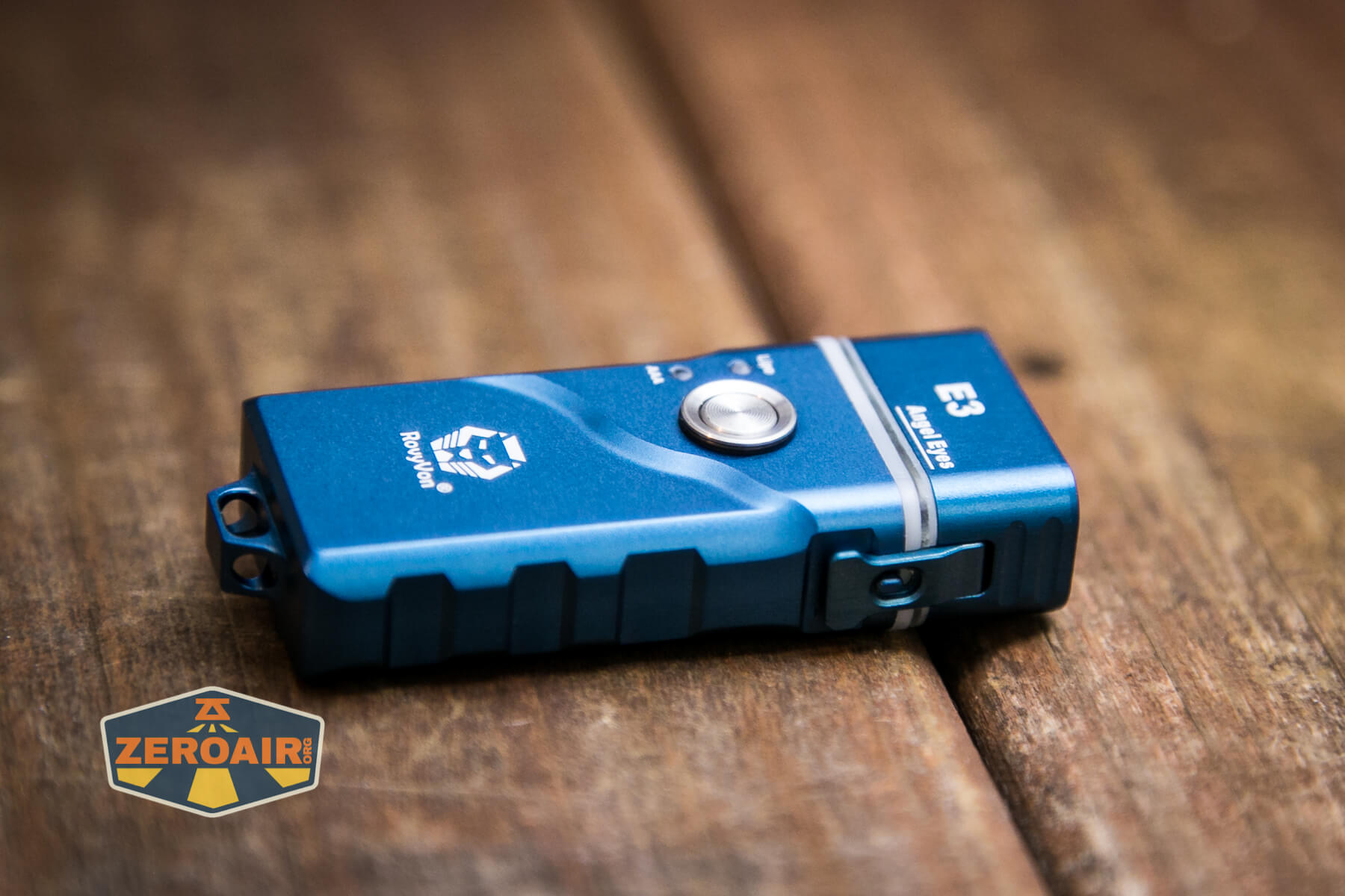 RovyVon Angel Eyes E3 flashlight e-switch