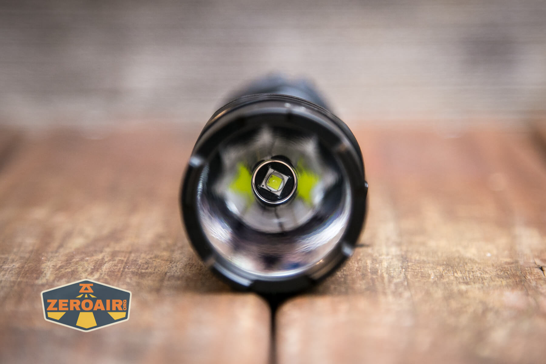 Wuben T1 Tactical flashlight emitter