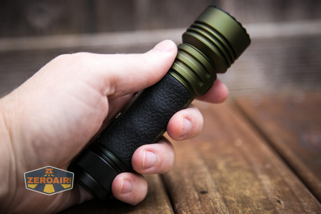 Olight Seeker 3 Pro Forest Gradient soft grip