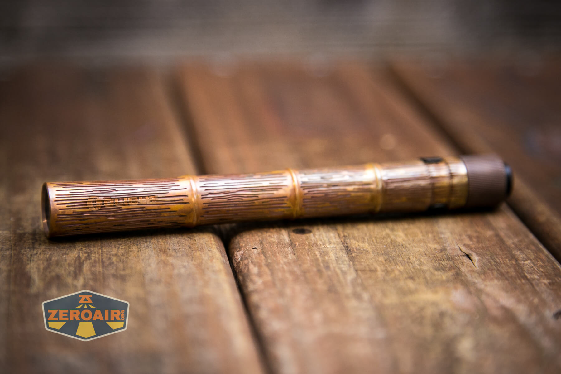 Olight i3T Plus Ancient Bamboo Flashlight Review - ZeroAir Reviews
