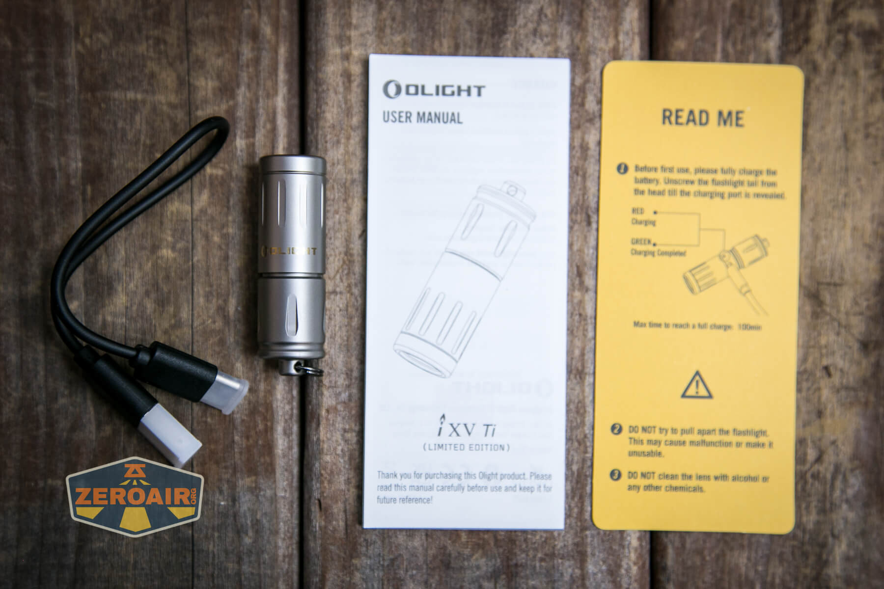 Olight iXV Ti keychain flashlight what's included