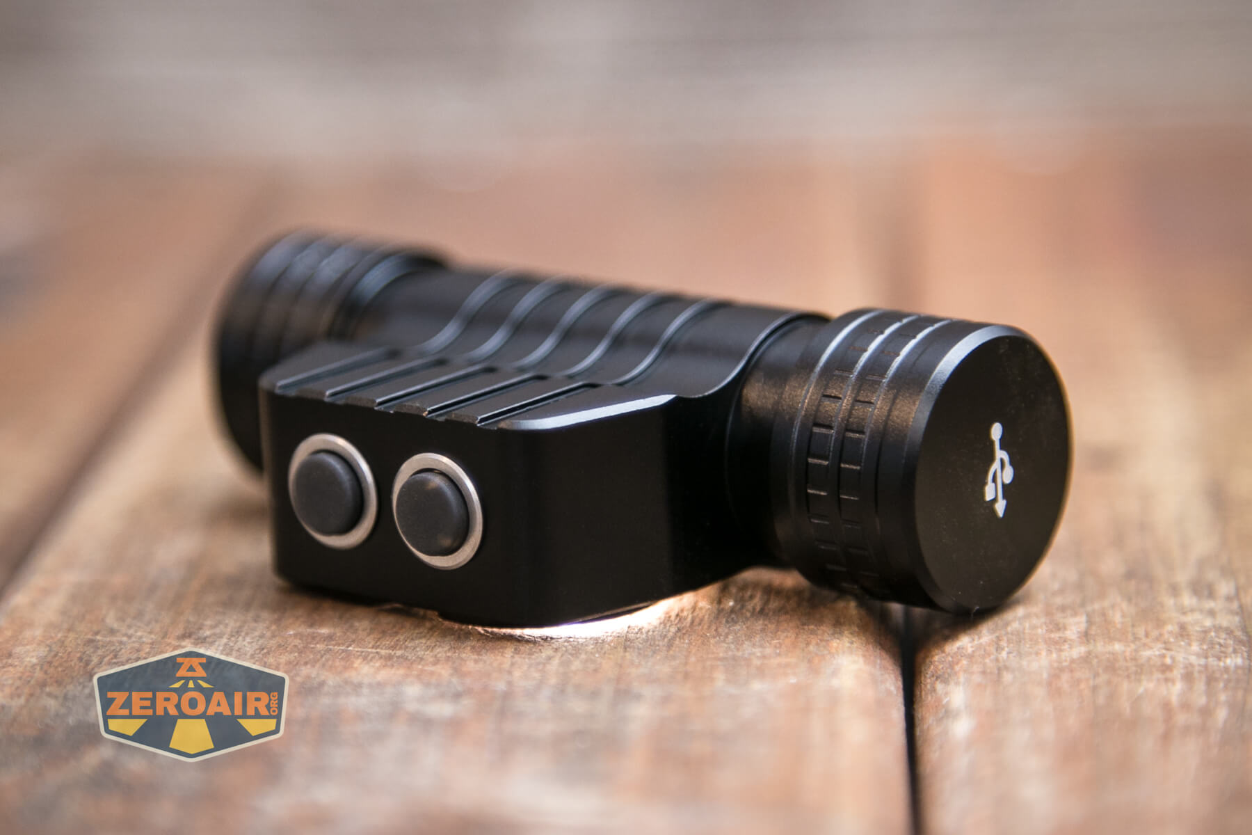 Sofirn HS20 headlamp emitters on