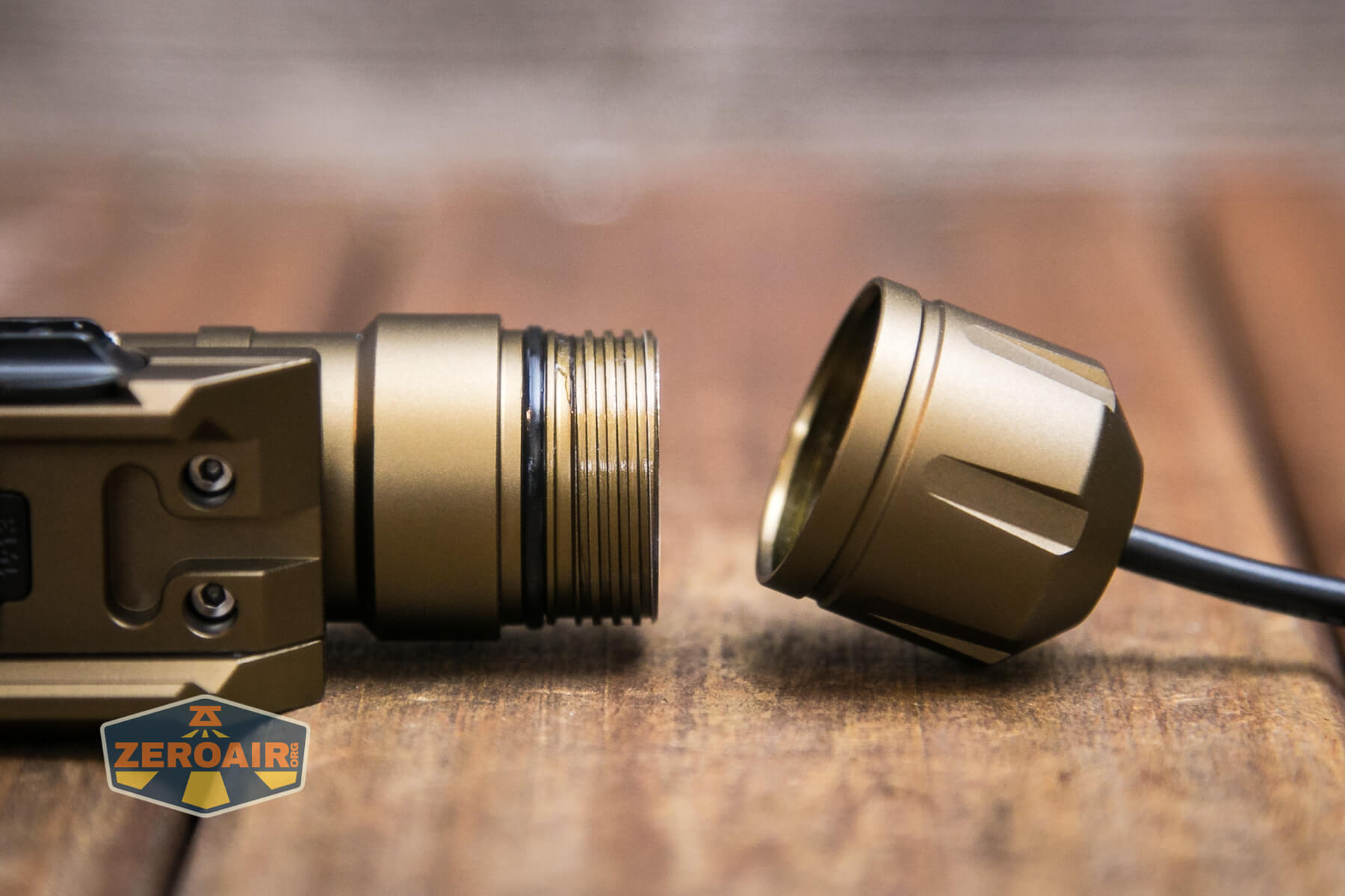 Thrunite TW20 flashlight showing threads
