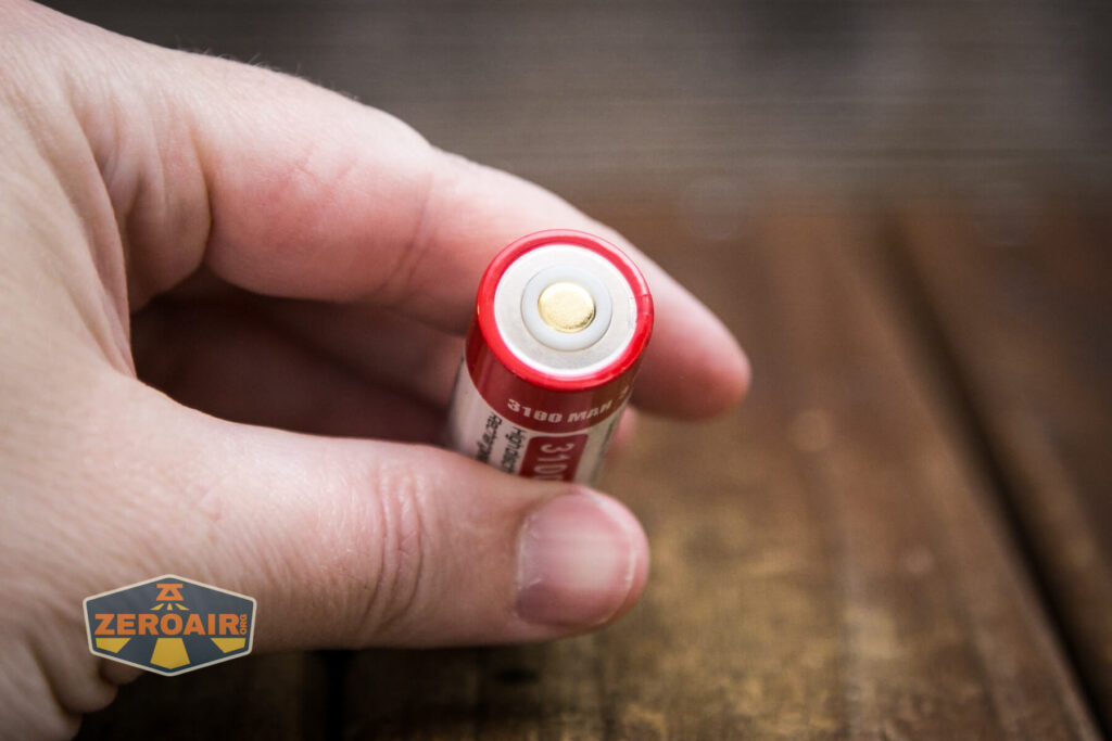 Thrunite TW20 flashlight included 18650 cell