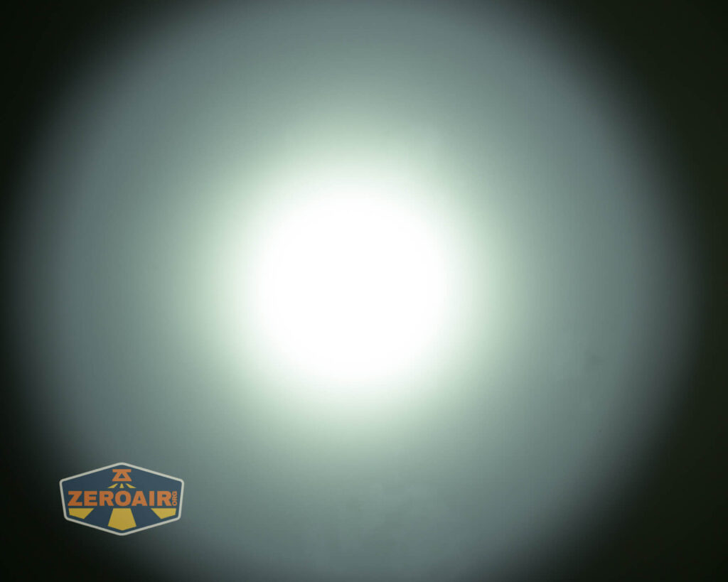 Thrunite TW20 flashlight beamshots on ceiling