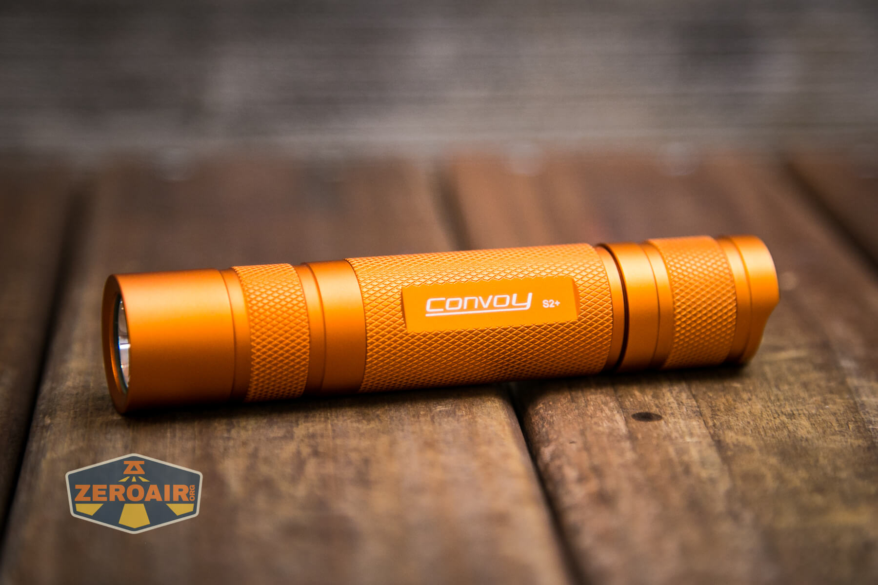 zeroair-reviews-convoy-s2-nichia-519a-01.jpg