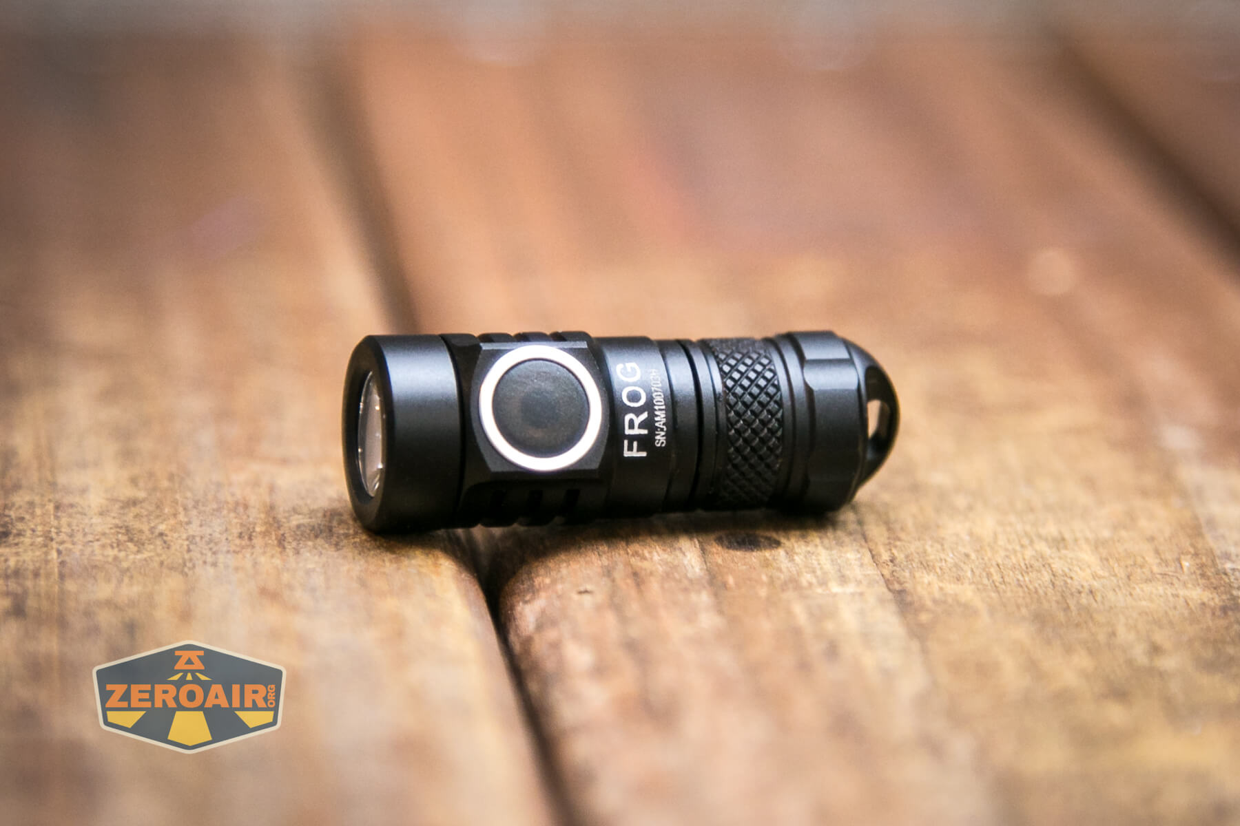zeroair-reviews-lumintop-frog-keychain-01.jpg
