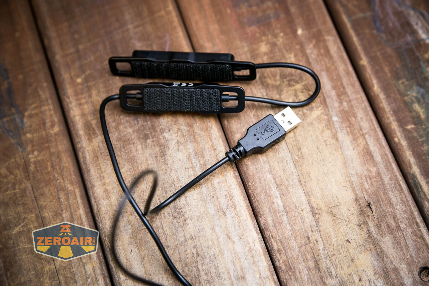Nitecore UT05 Waist Light velcro back