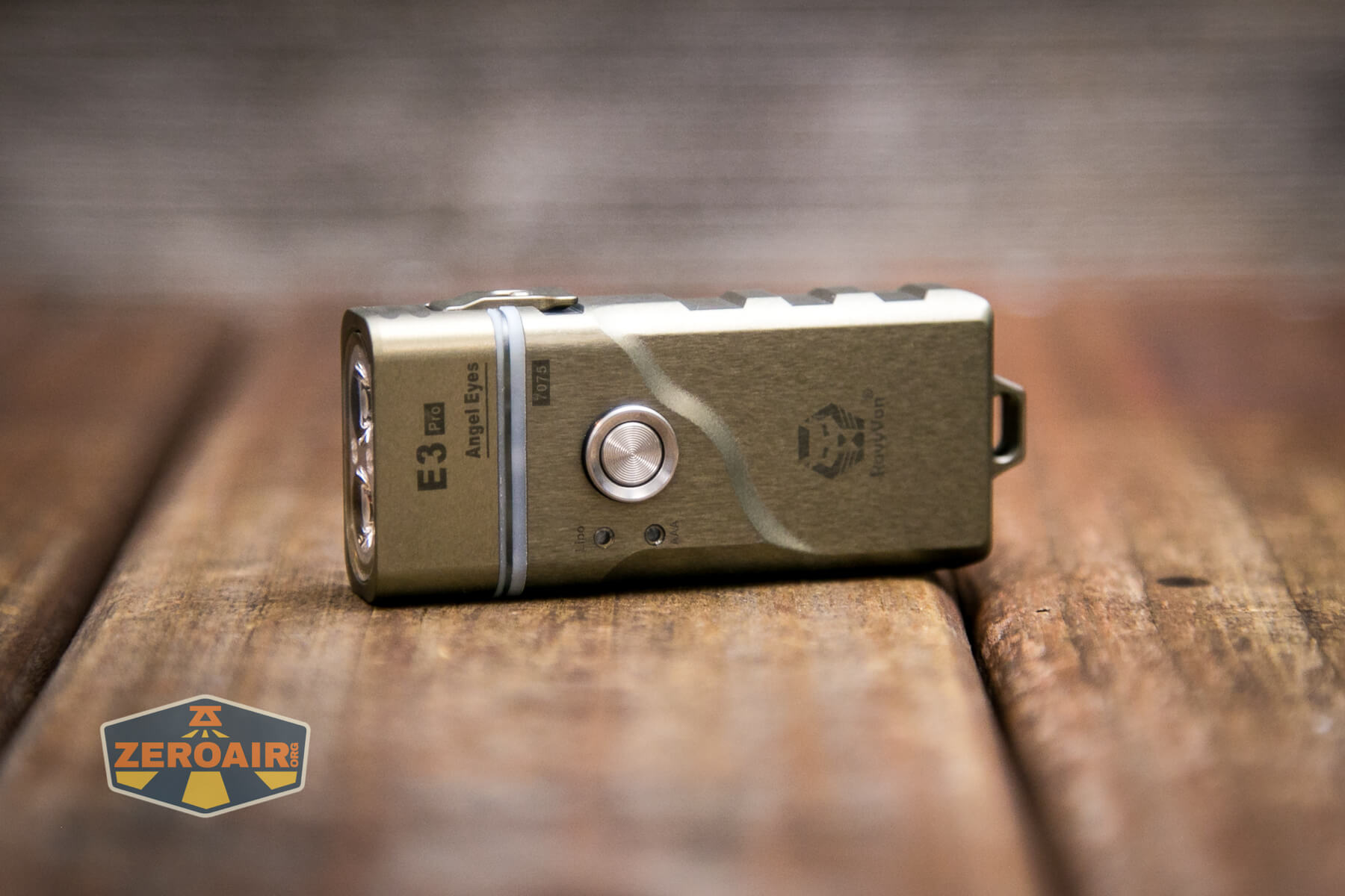 zeroair-reviews-rovyvon-e3-pro-keychain-01.jpg