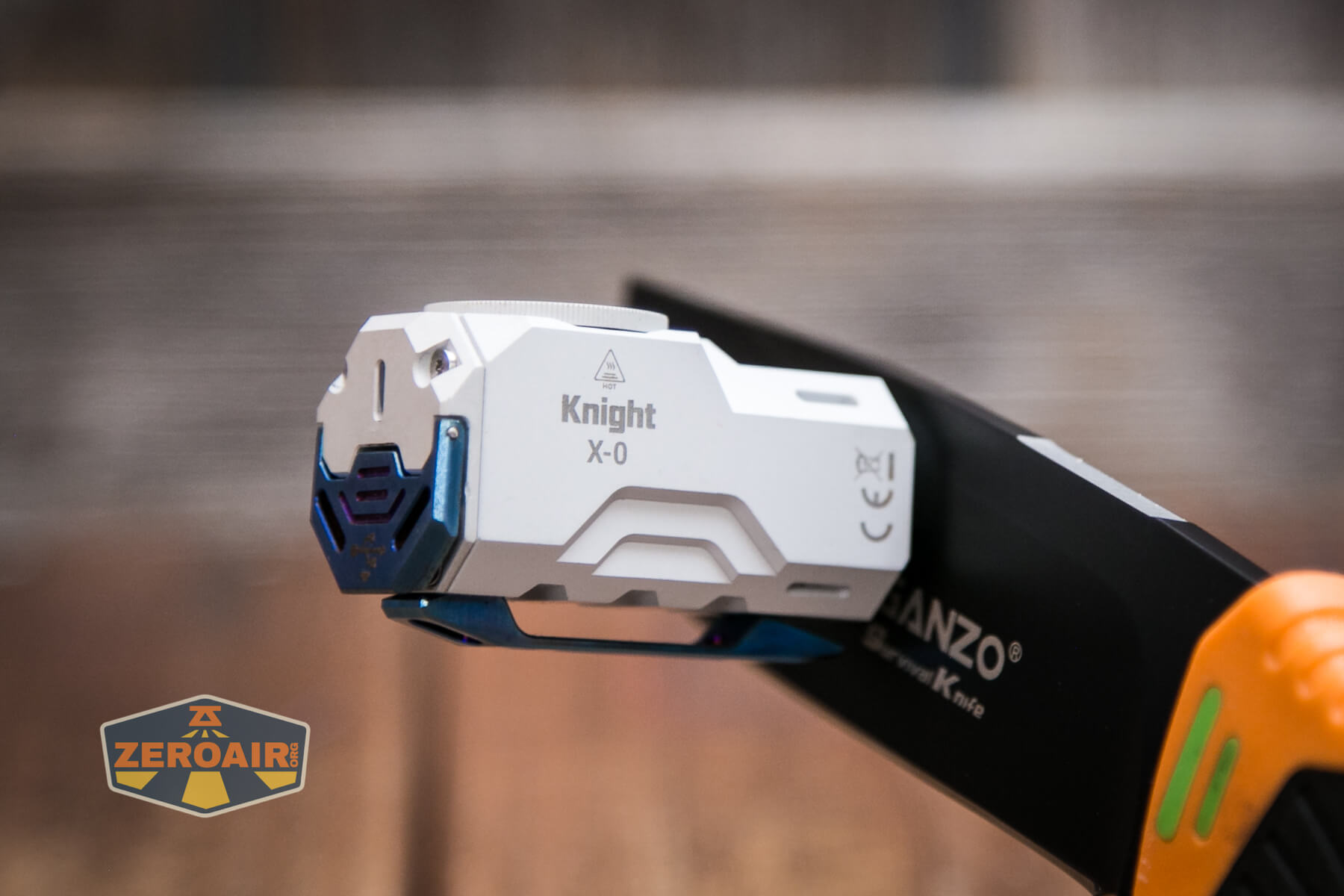 Wuben X-0 Knight flashlight magnet