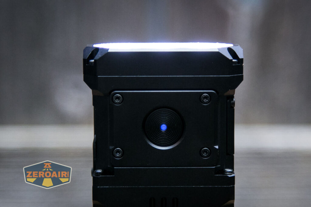 Wuben X-1 Falcon Flashlight e-switch indicating in blue