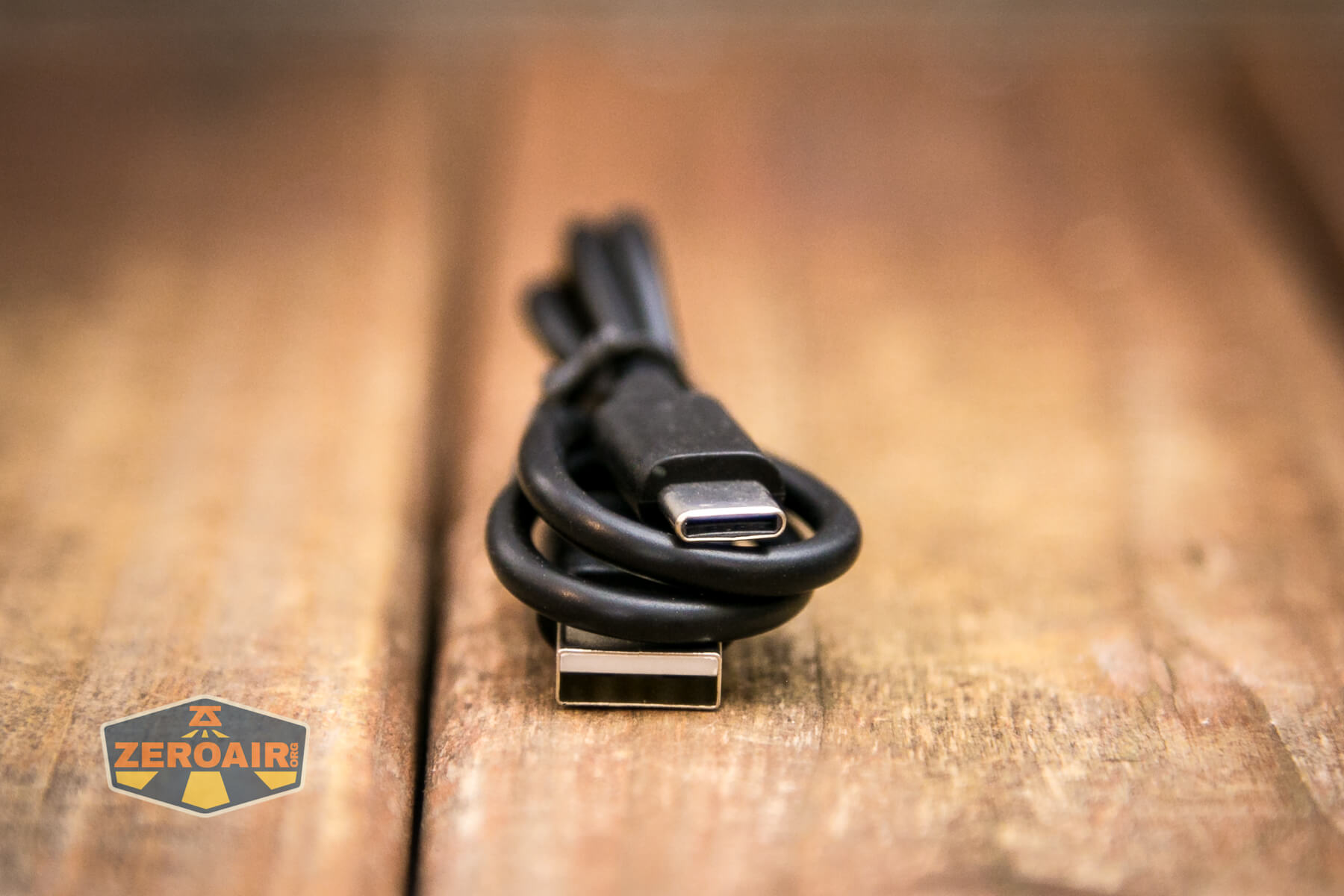Klarus A2 Pro Zoomable flashlight charging cable